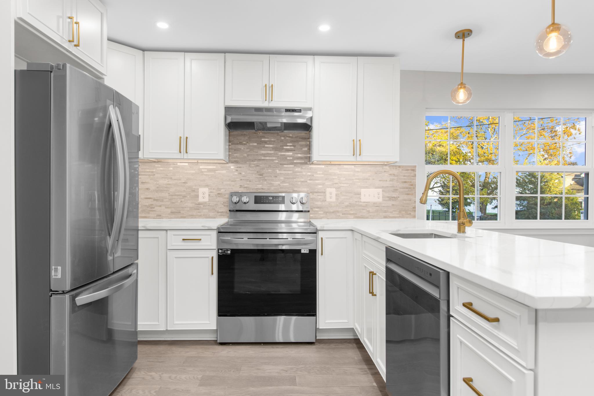 RIVIERA BEACH - Residential Lease