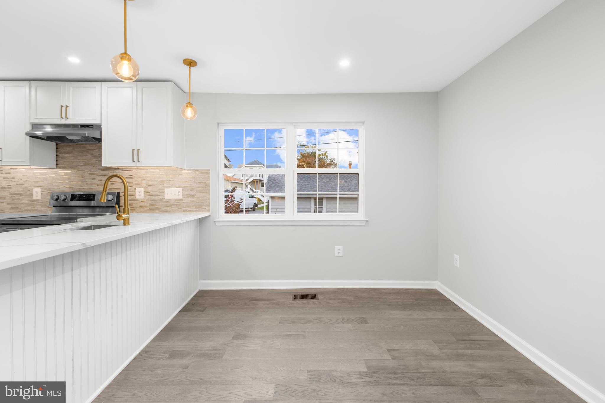 RIVIERA BEACH - Residential Lease