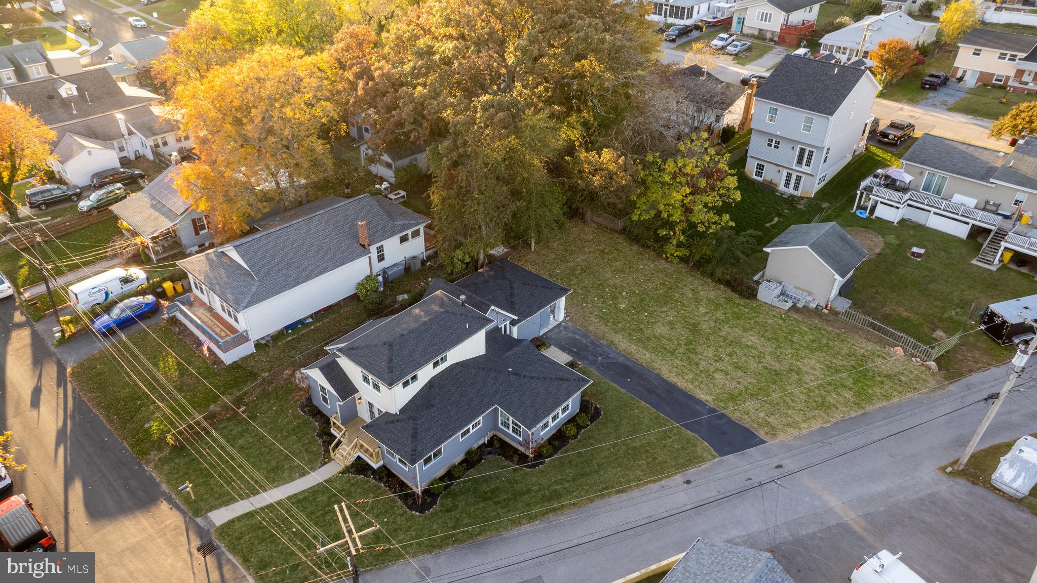 RIVIERA BEACH - Residential Lease