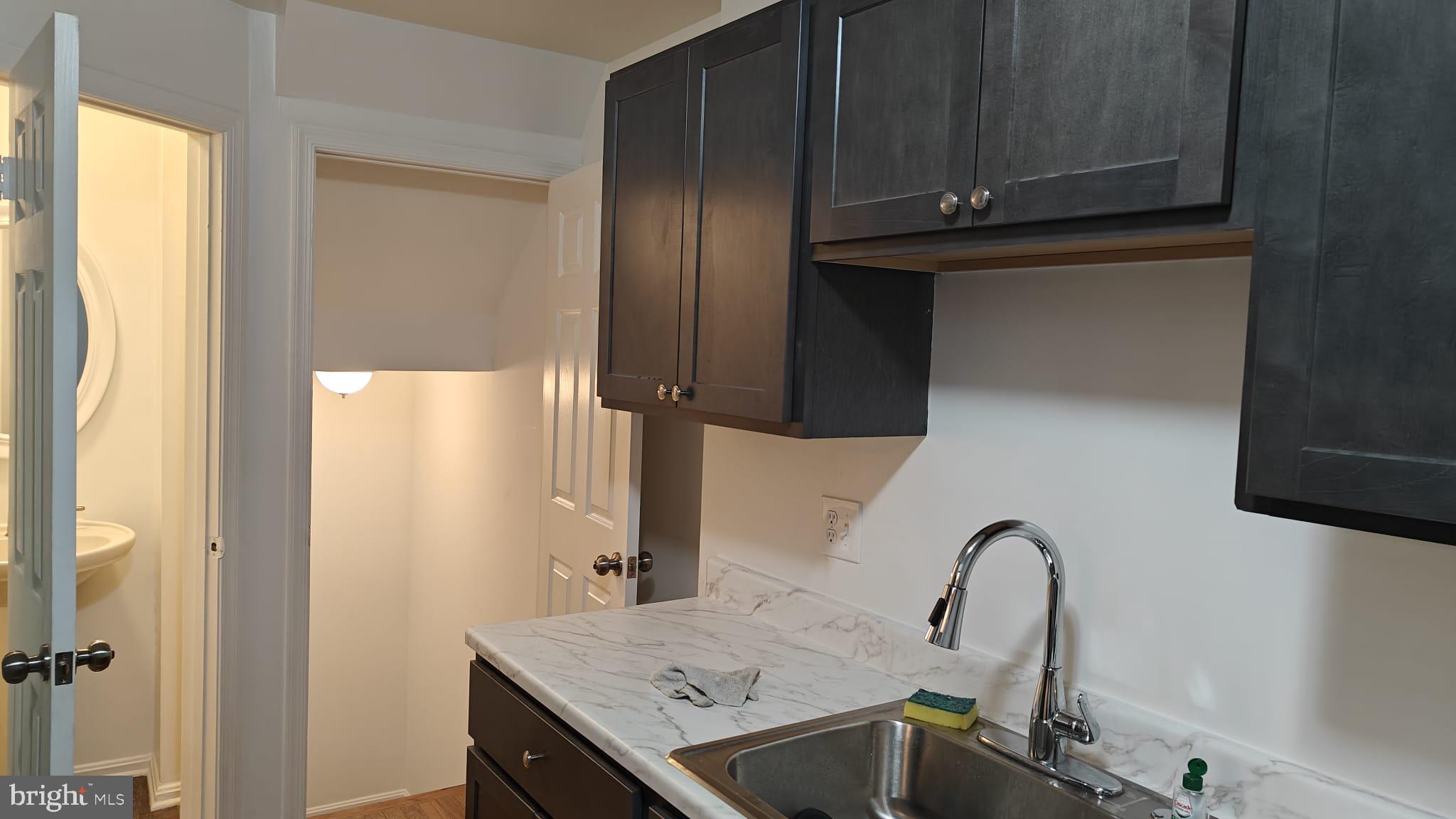 WHISKEY BOTTOM - Residential Lease