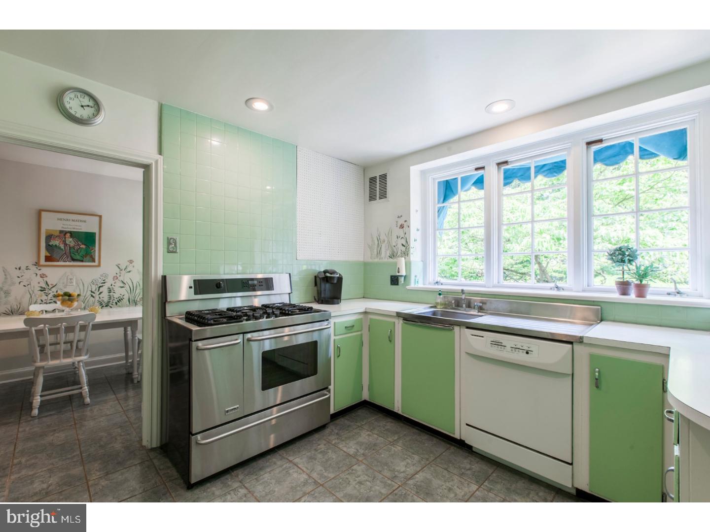 FLOURTOWN - Residential