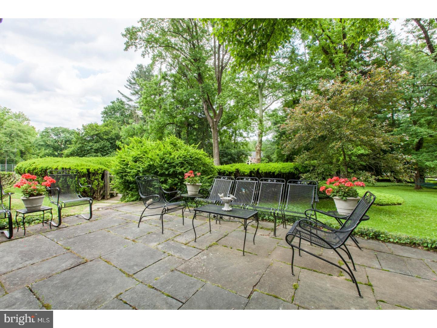 FLOURTOWN - Residential