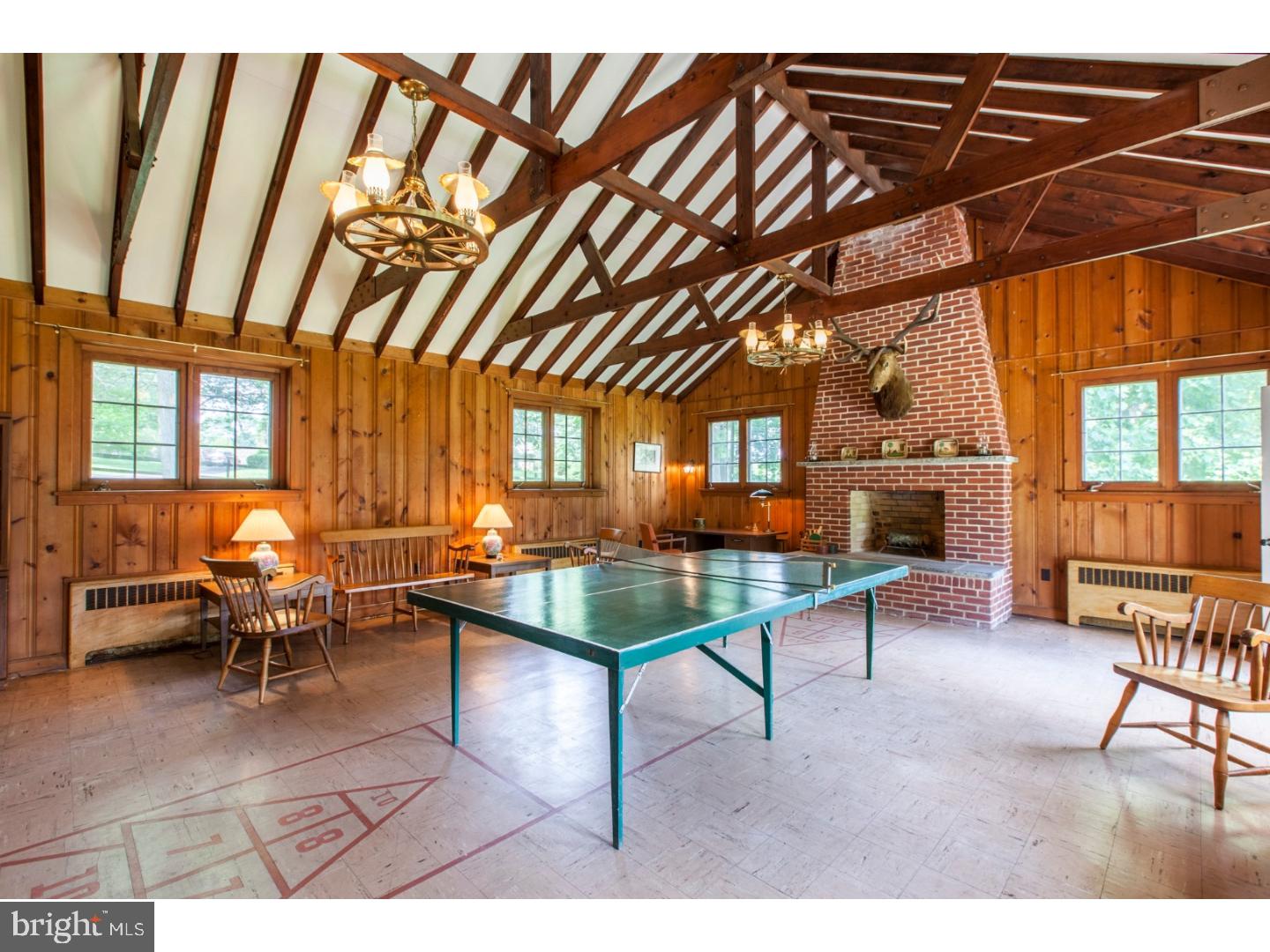 FLOURTOWN - Residential