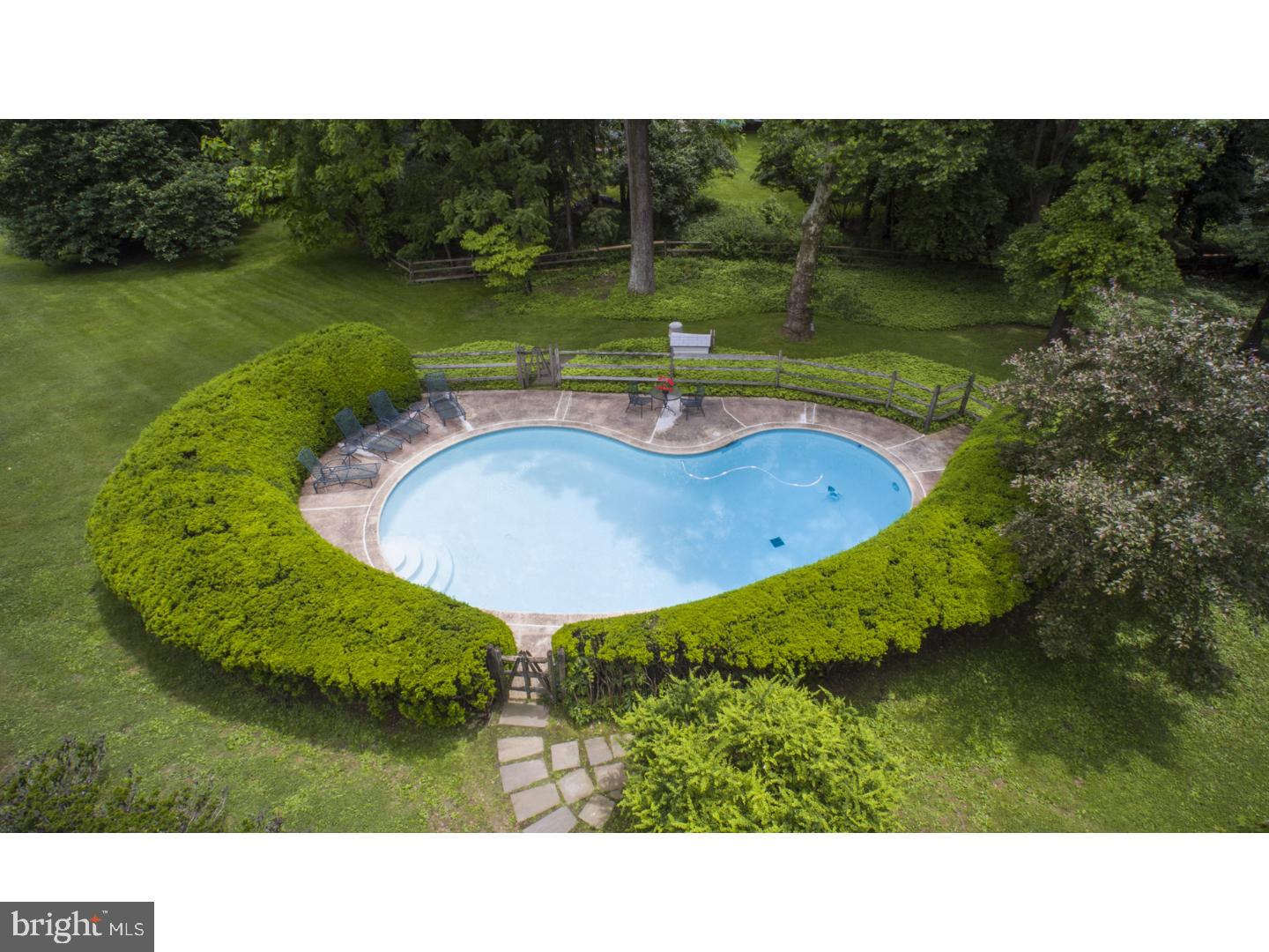 FLOURTOWN - Residential