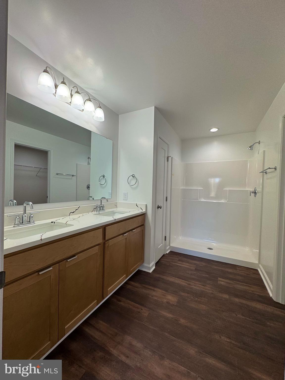 TARICO HEIGHTS - Residential