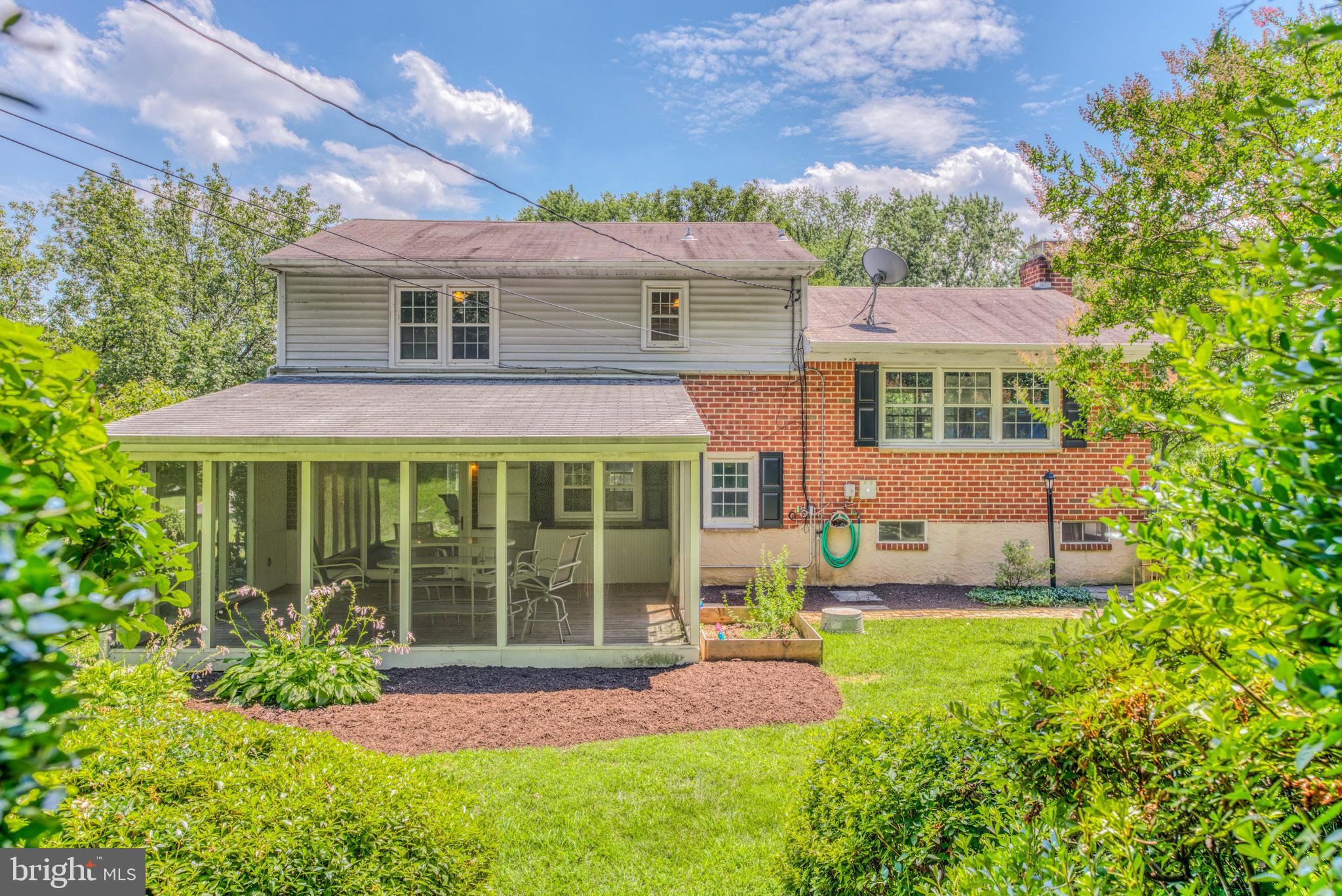 CAMPUS HILLS - Residential