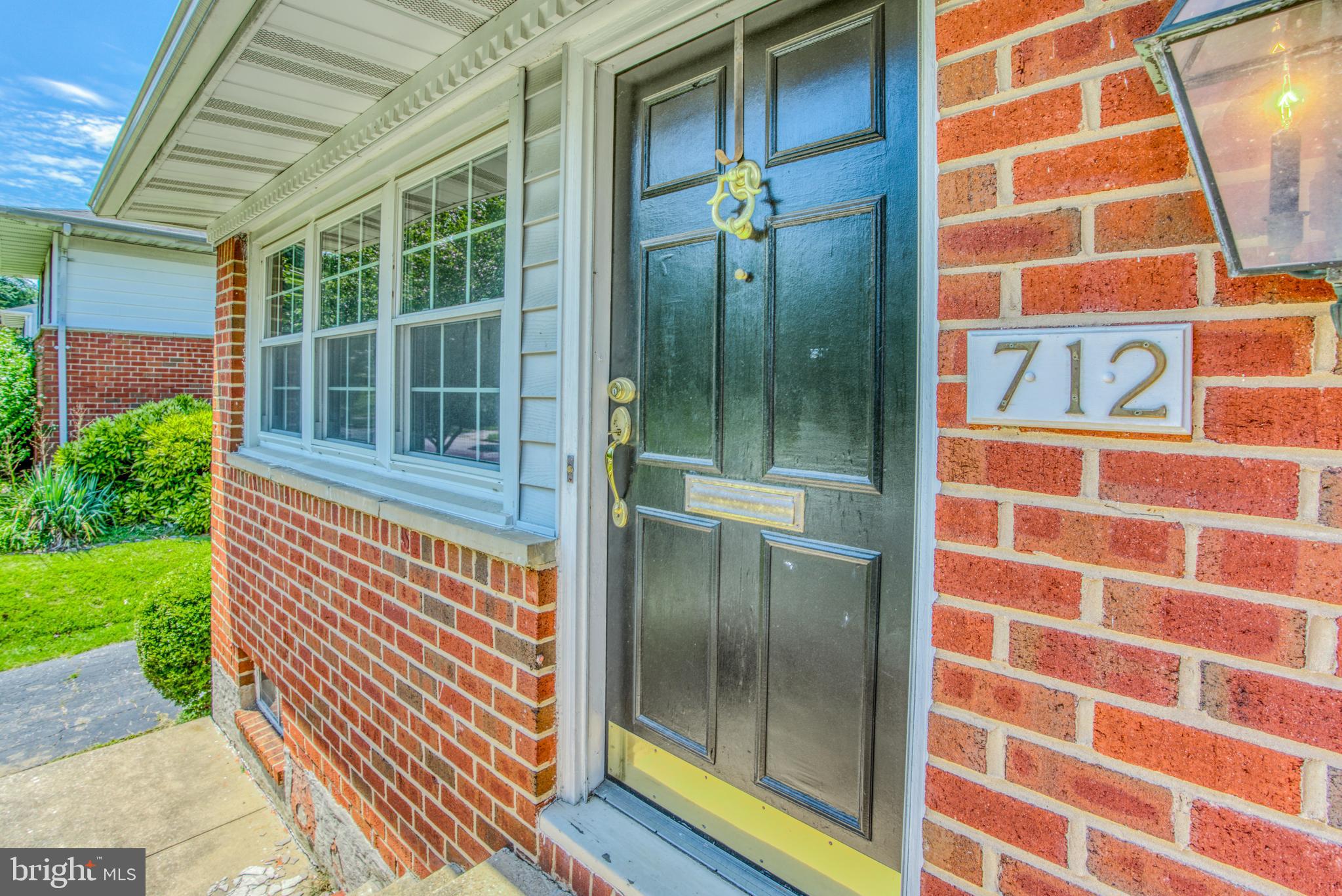 CAMPUS HILLS - Residential