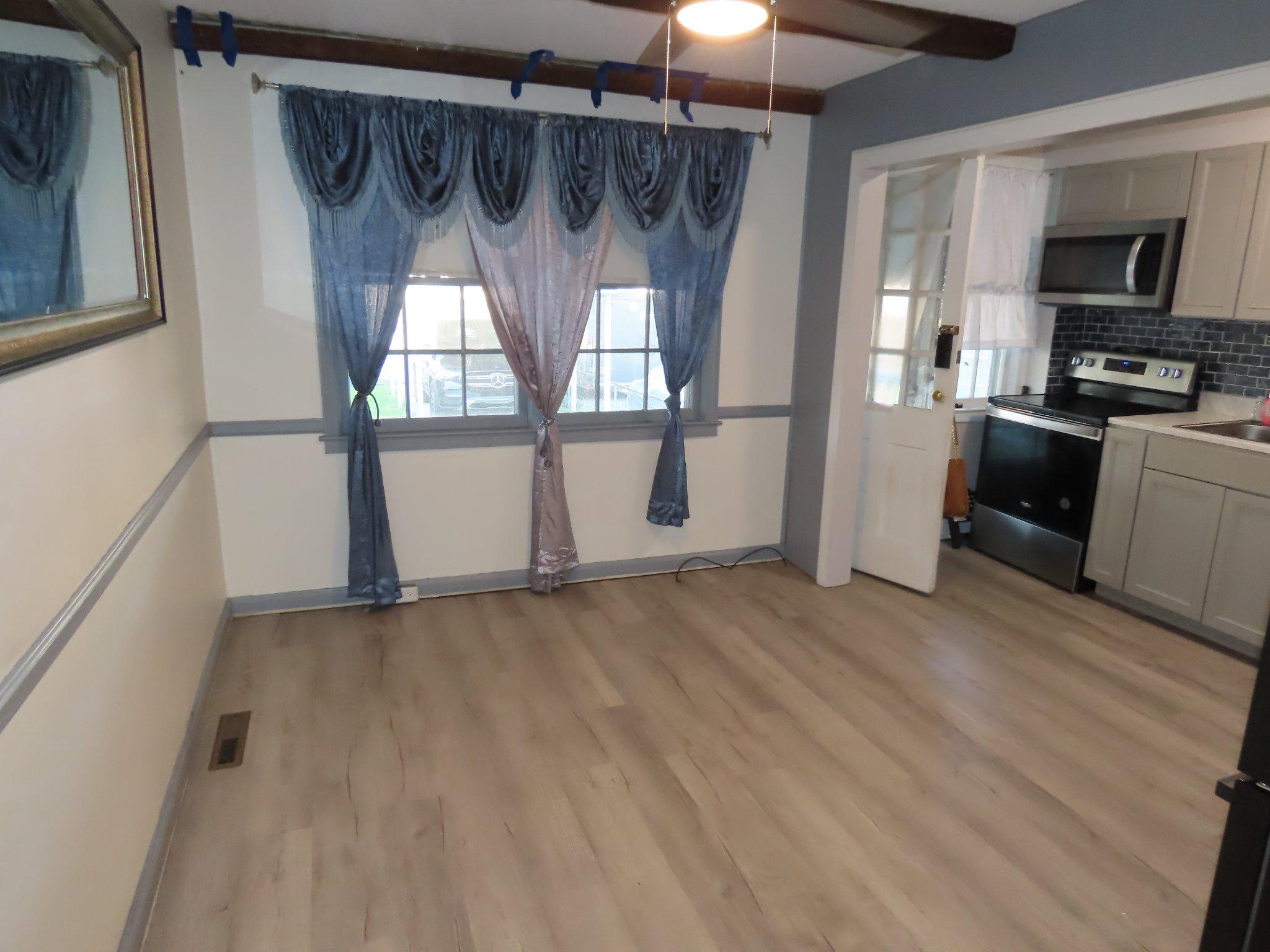 ELSMERE MANOR - Residential