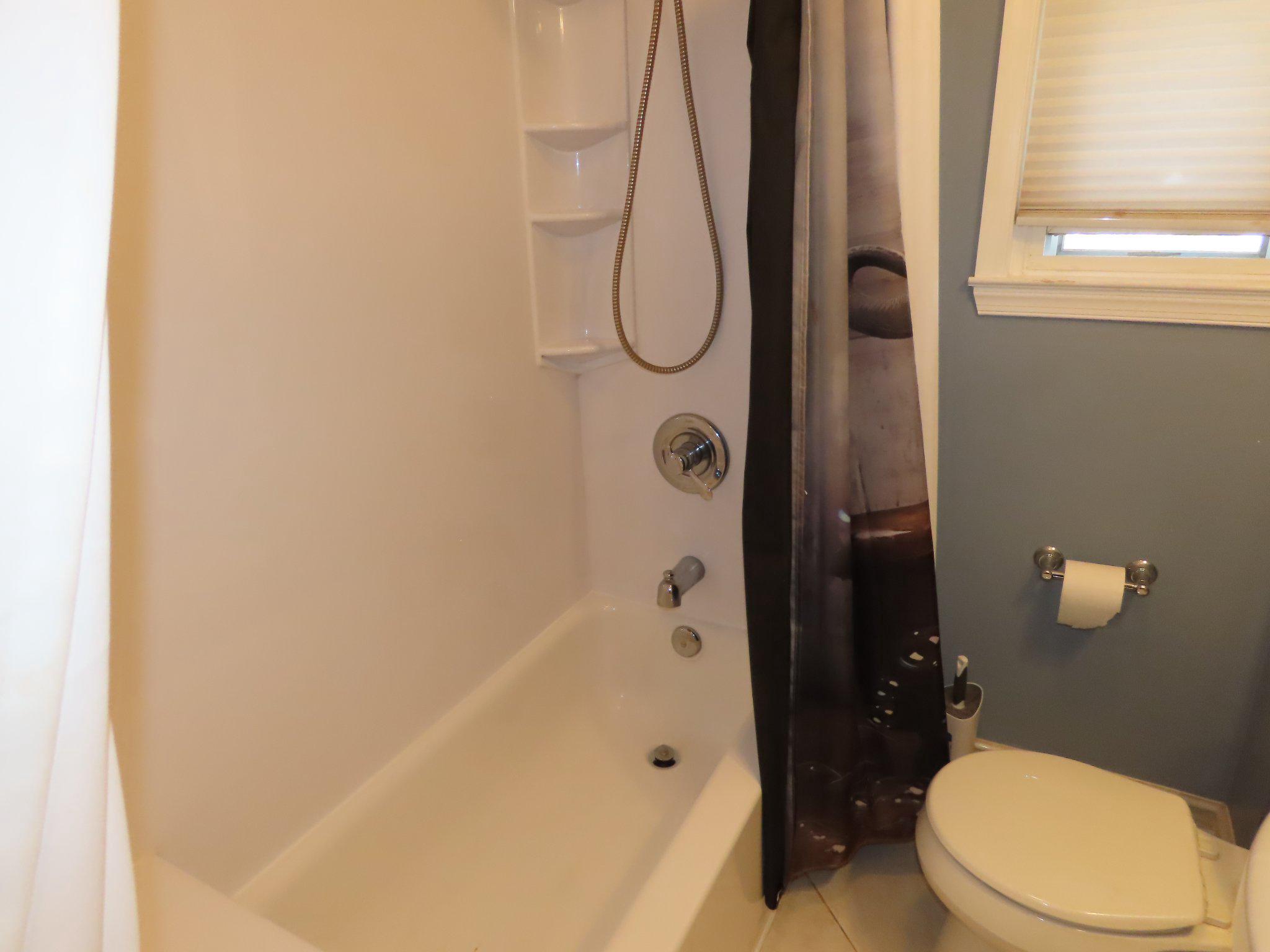 ELSMERE MANOR - Residential