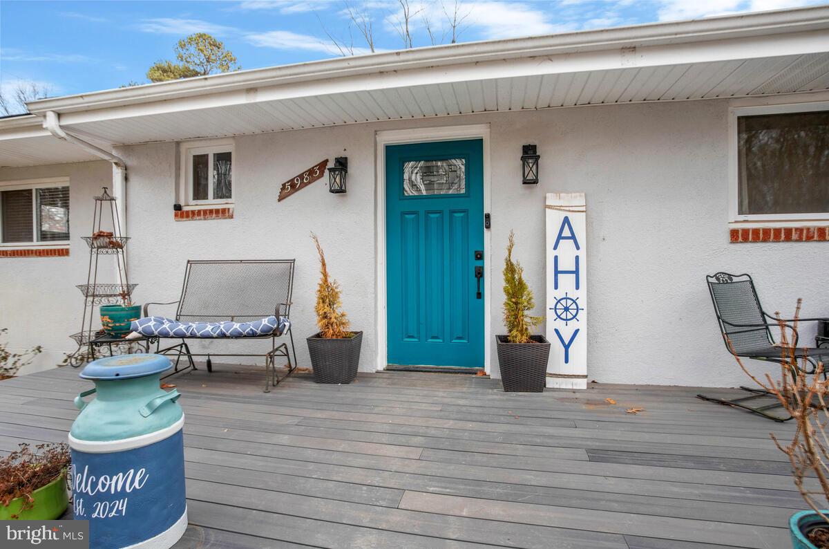 TYLERS POINT - Residential