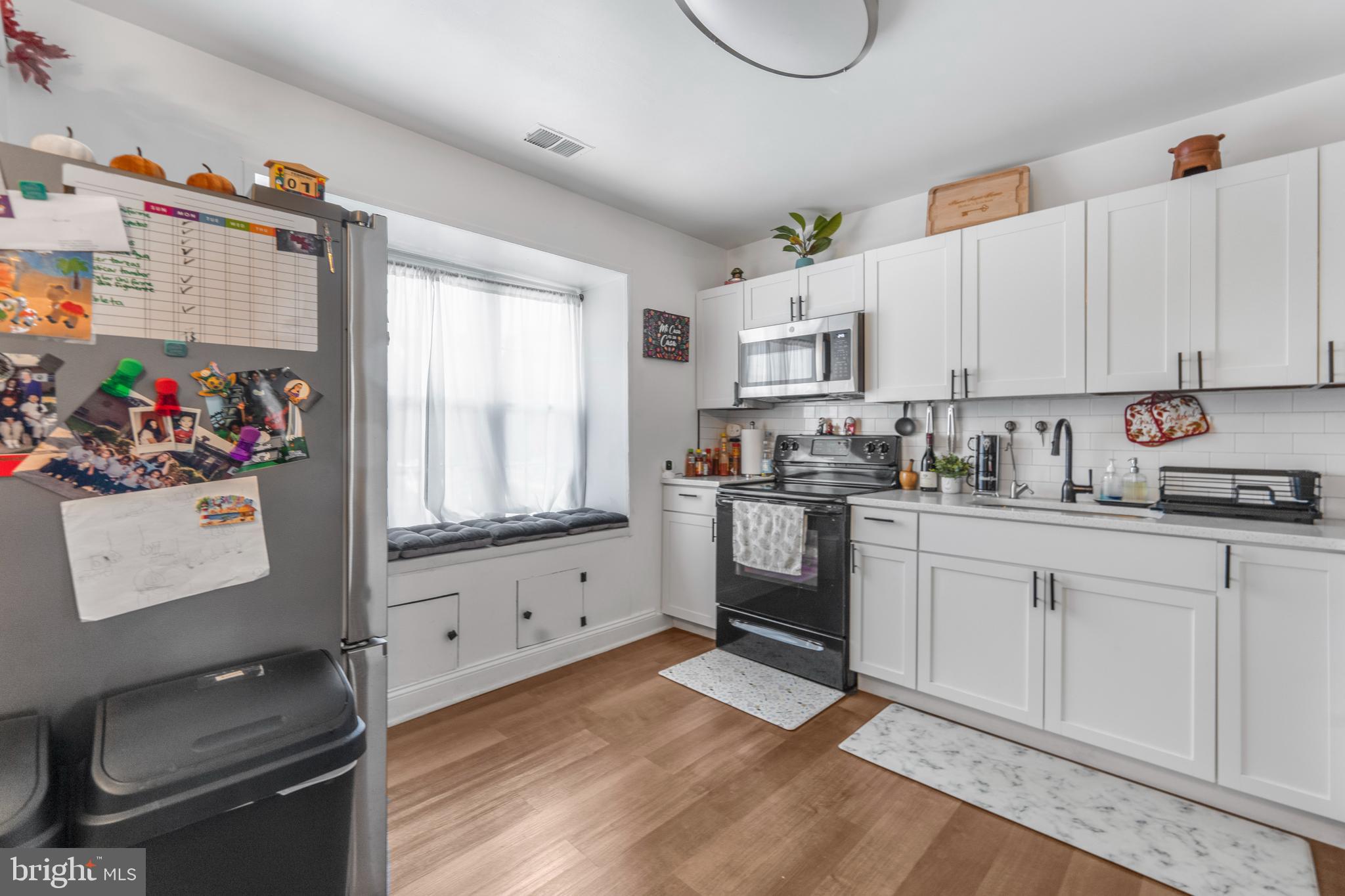 ARBORY CONDO PHASE SIX-R - Residential