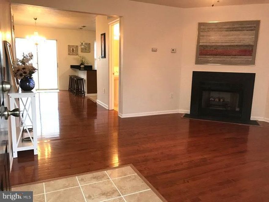 Fully renovated townhouse 3bd and 3 full and 1 half bath. New hardwood floors, carpet, HVAC, water heater, doors, sump-pump.Granite counters and stainless steel appliances, fresh paint, deck, extra kitchen countertop space, 4 ceiling fan lights, recessed lights. Close to I-495, DC, National Harbor, MGM, shopping malls. Plenty visitors parking spaces