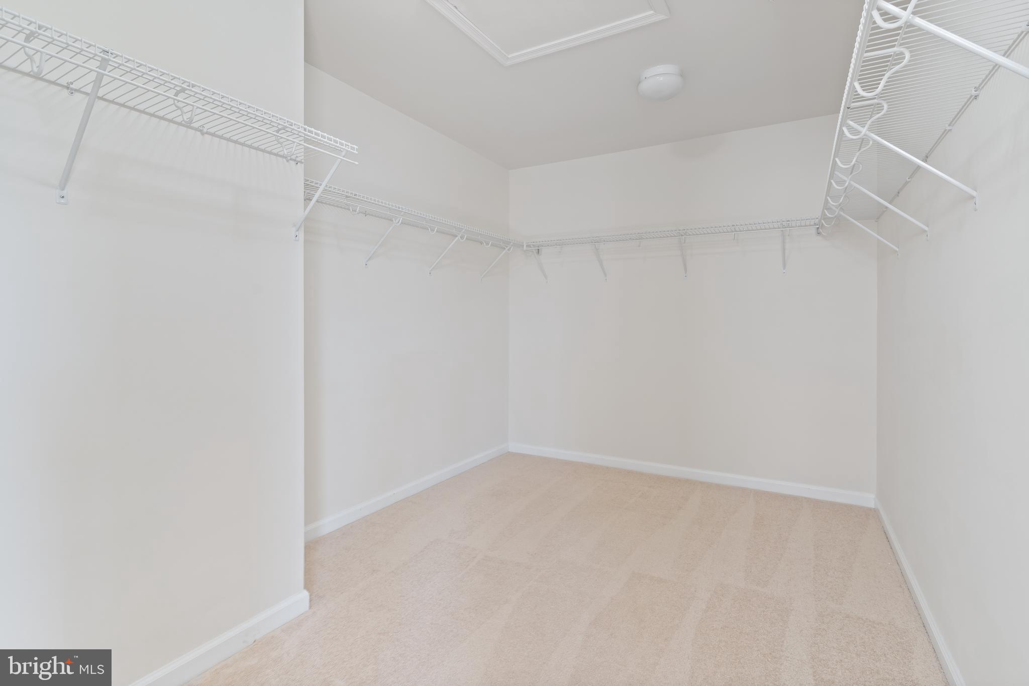 ST. CHARLES SINGLES - Residential