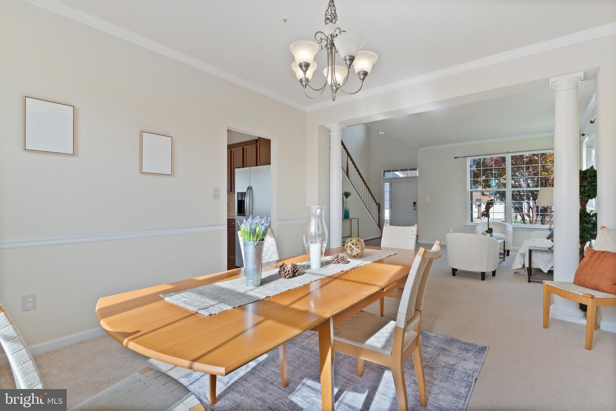 ST. CHARLES SINGLES - Residential