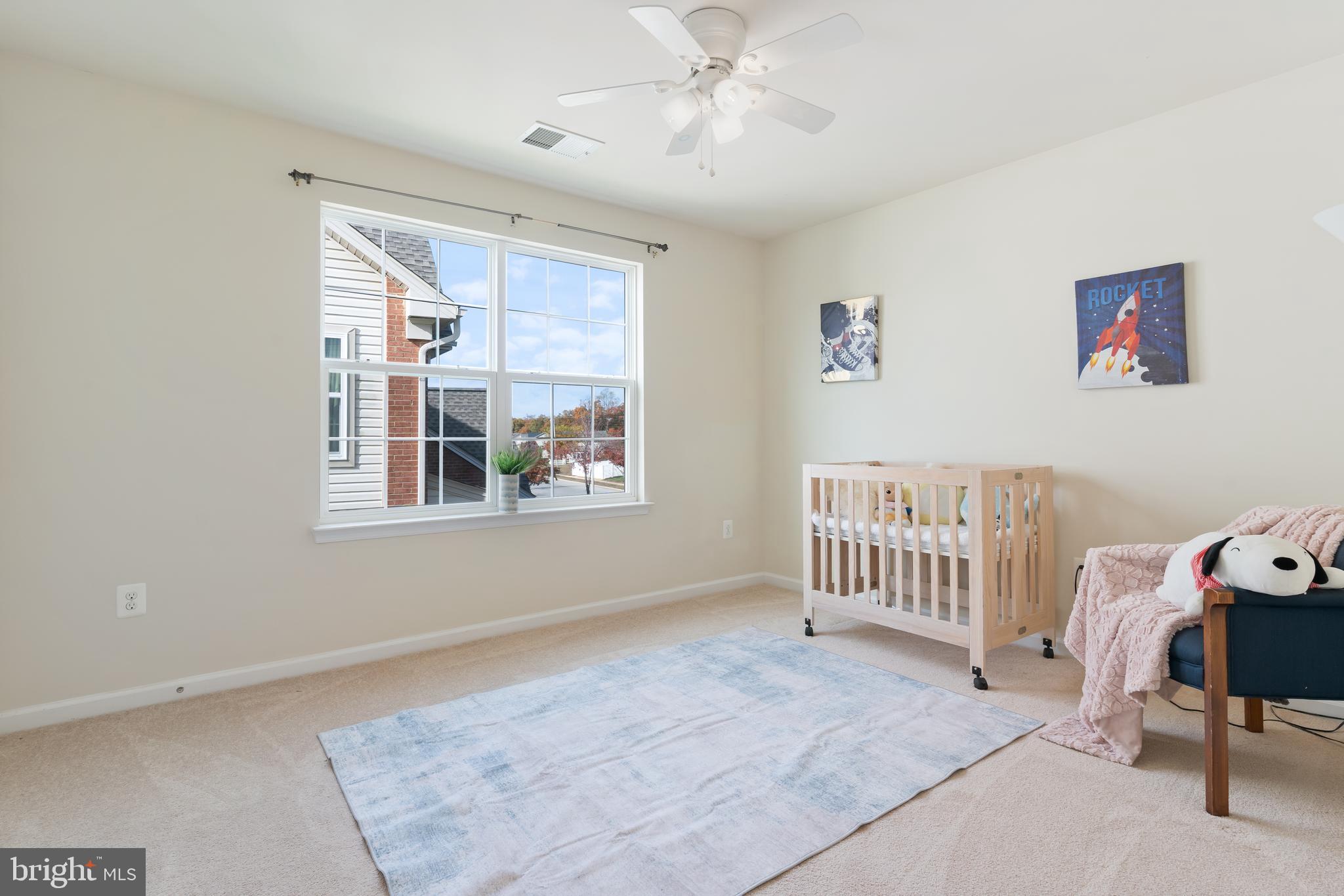 ST. CHARLES SINGLES - Residential