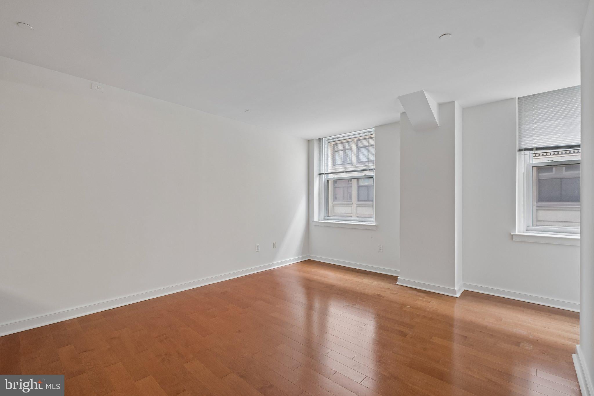 111 S 15TH STREET 1512