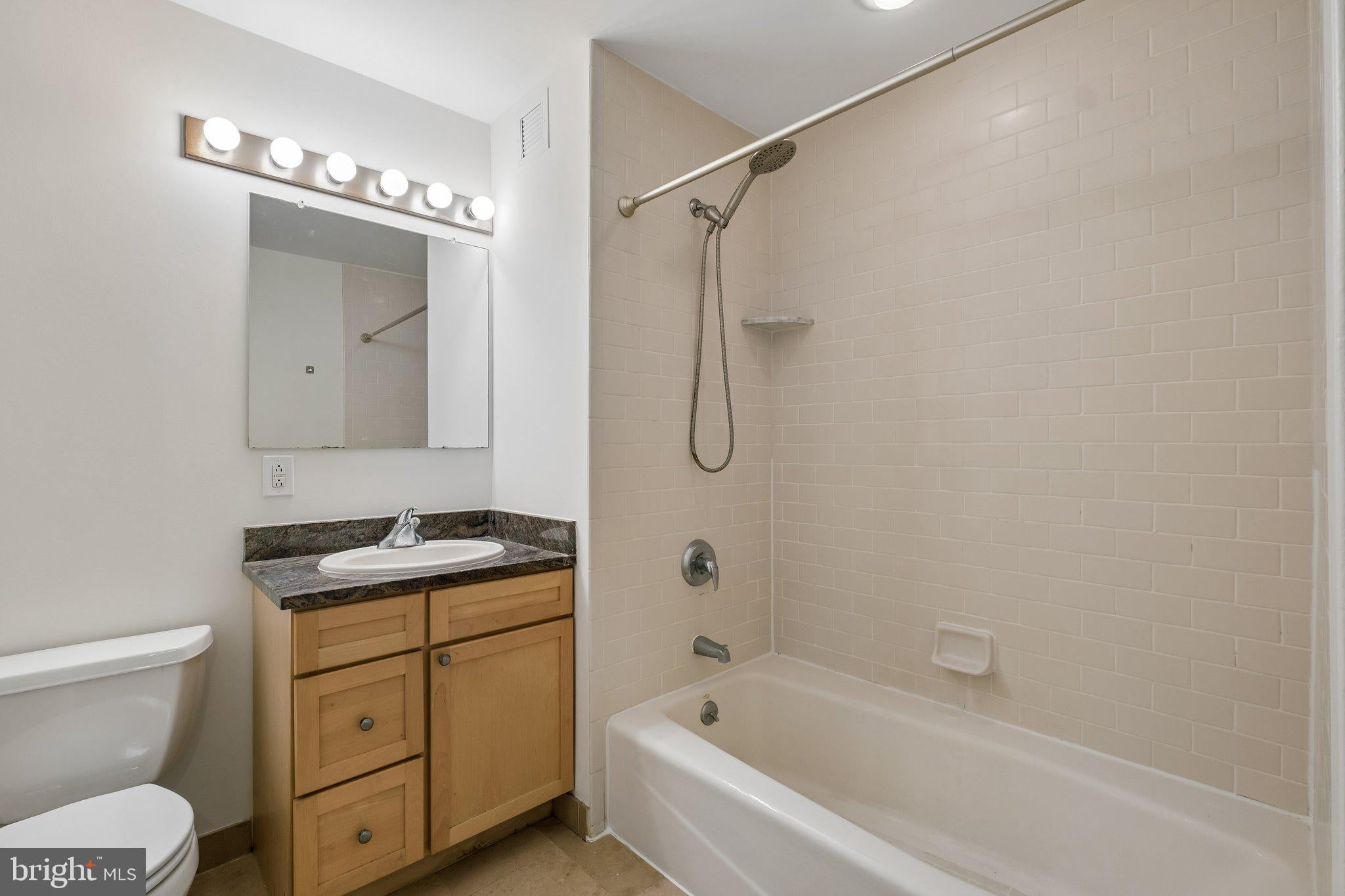 111 S 15TH STREET 1512