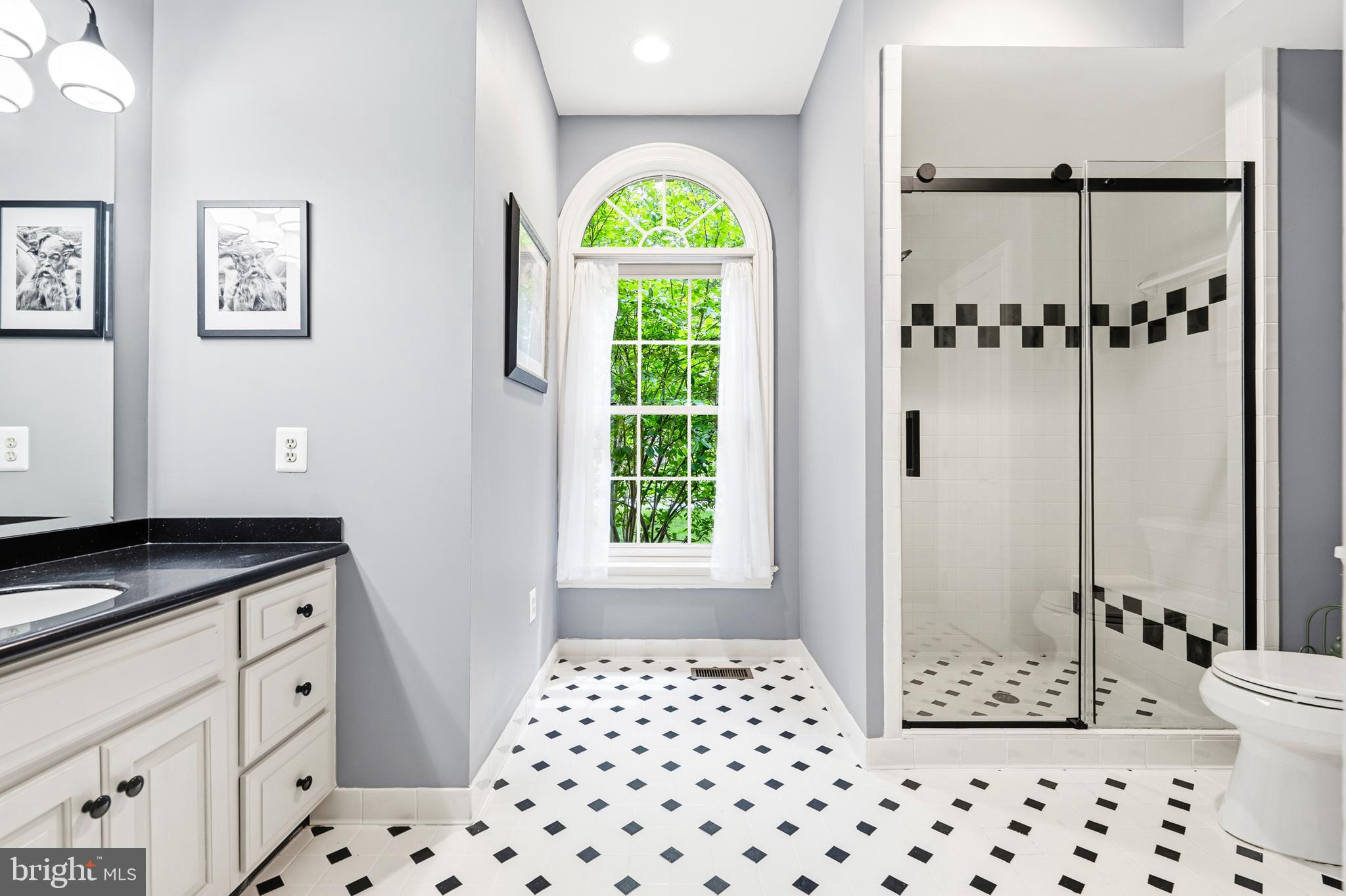 MONEYS CORNER - Residential