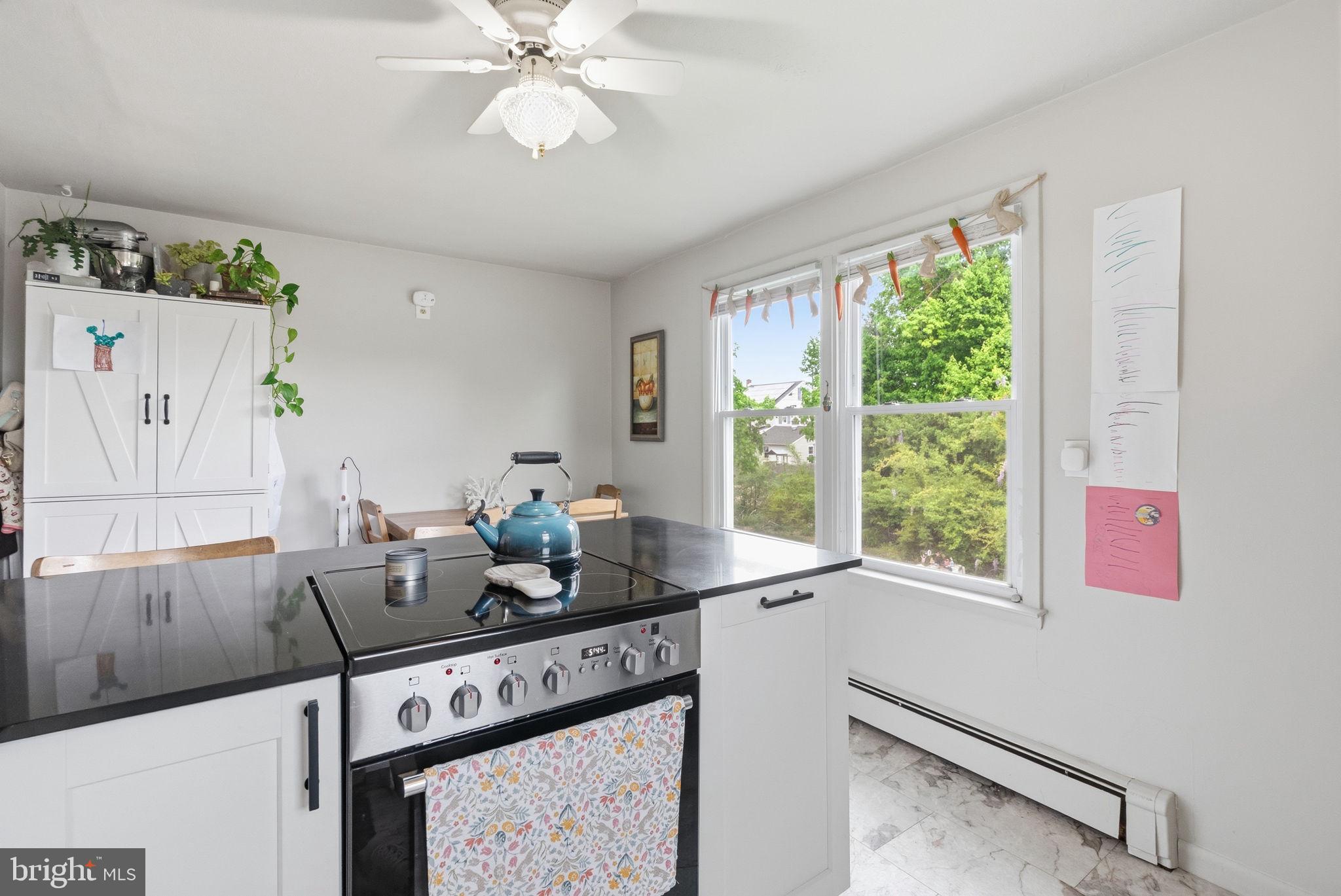 HORSHAM MEADOWS - Residential