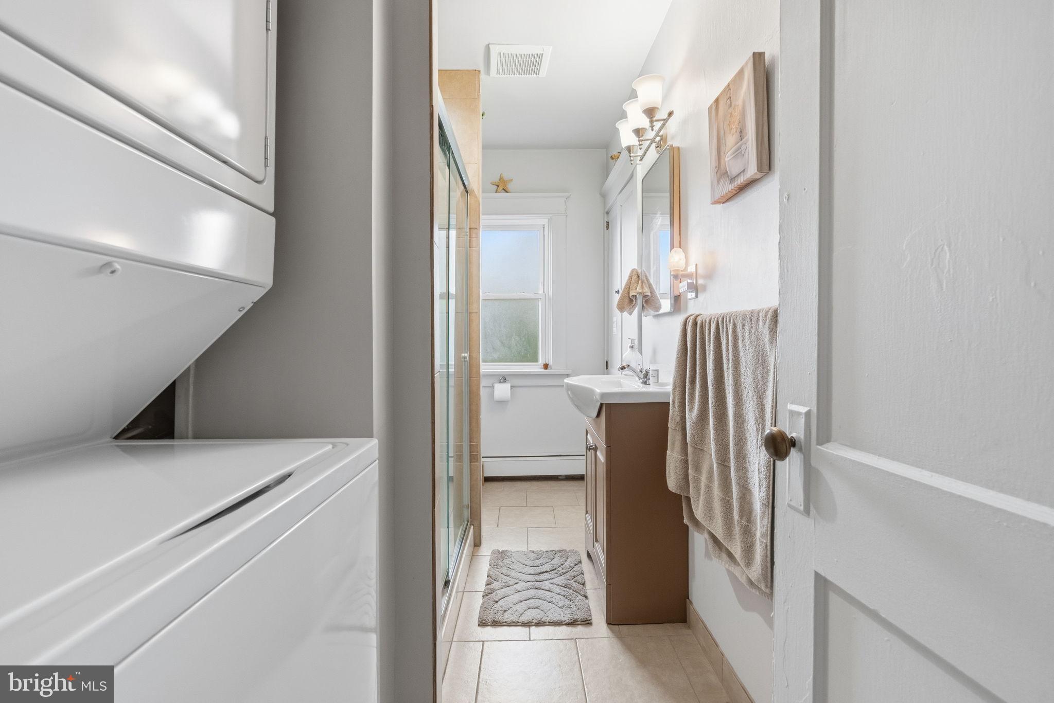 HORSHAM MEADOWS - Residential