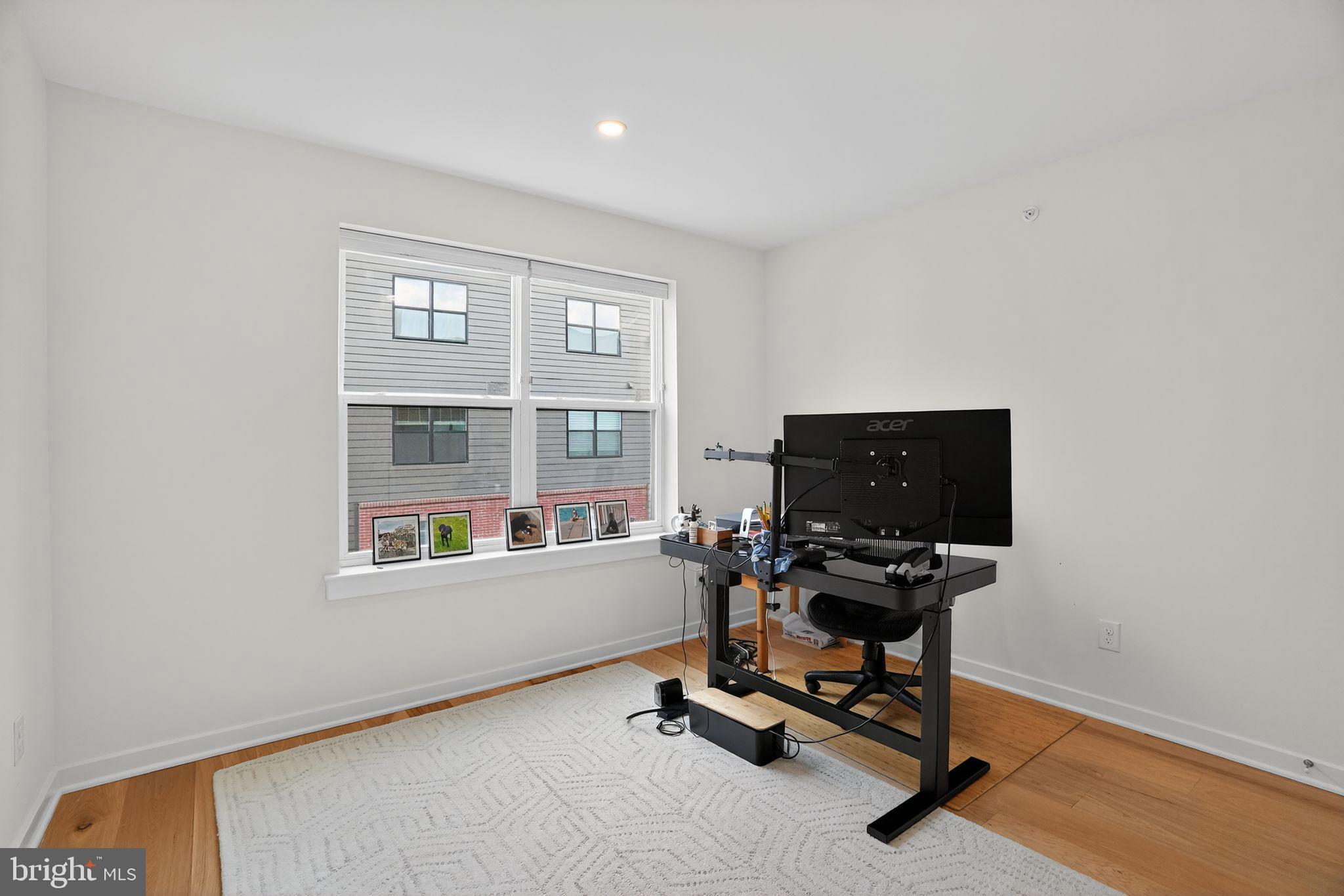 RIVER PLACE - Residential