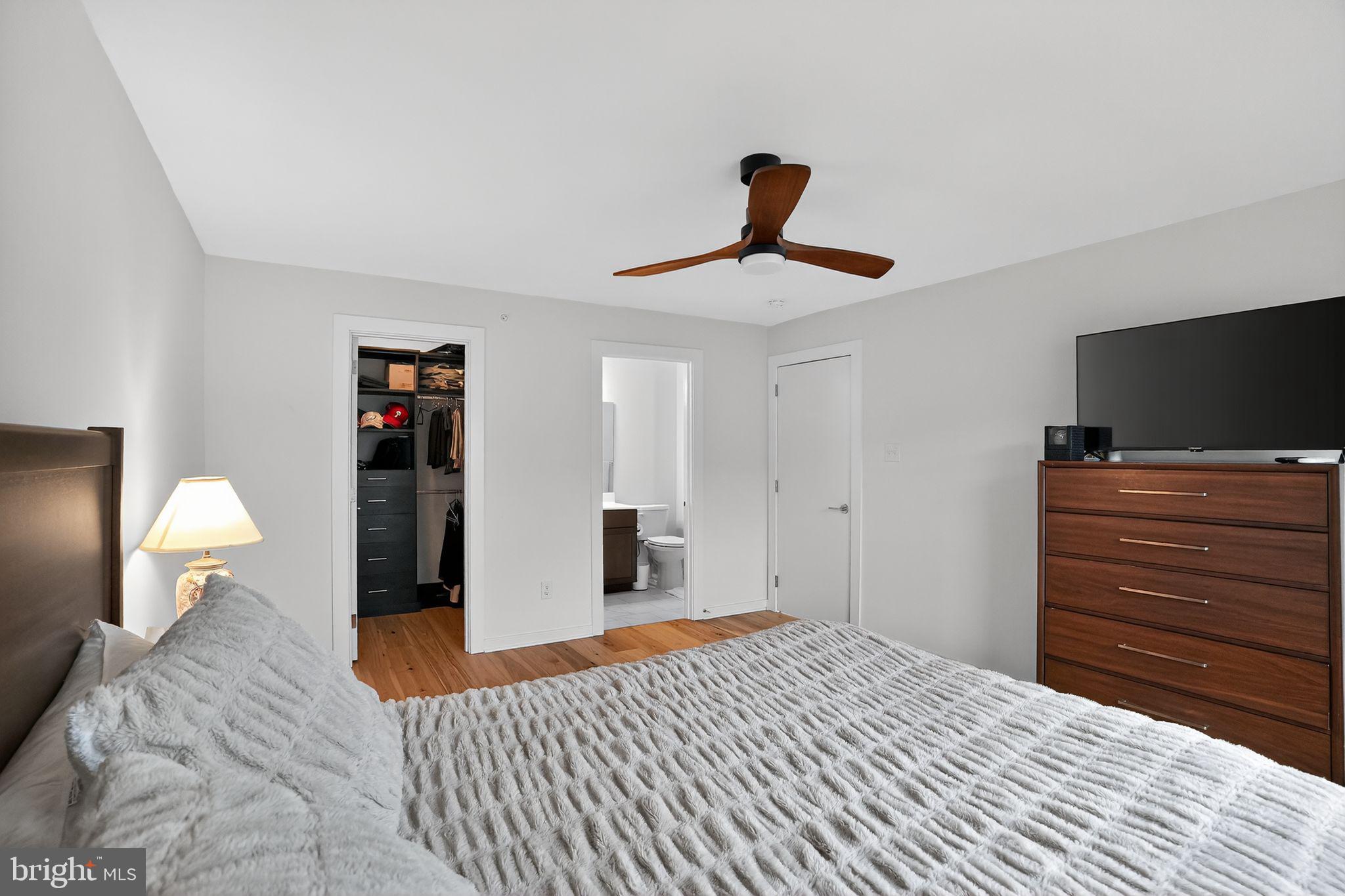 RIVER PLACE - Residential