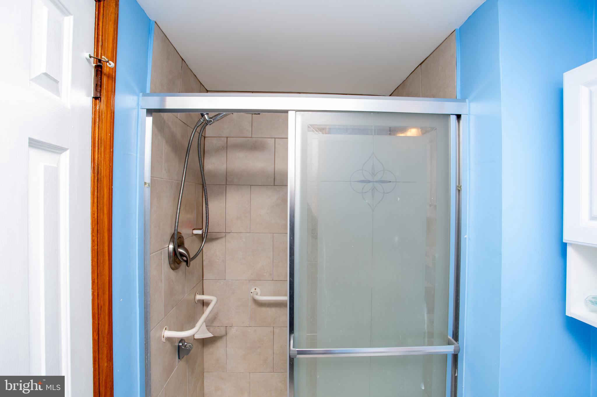 HAMPTON GREENS - Residential