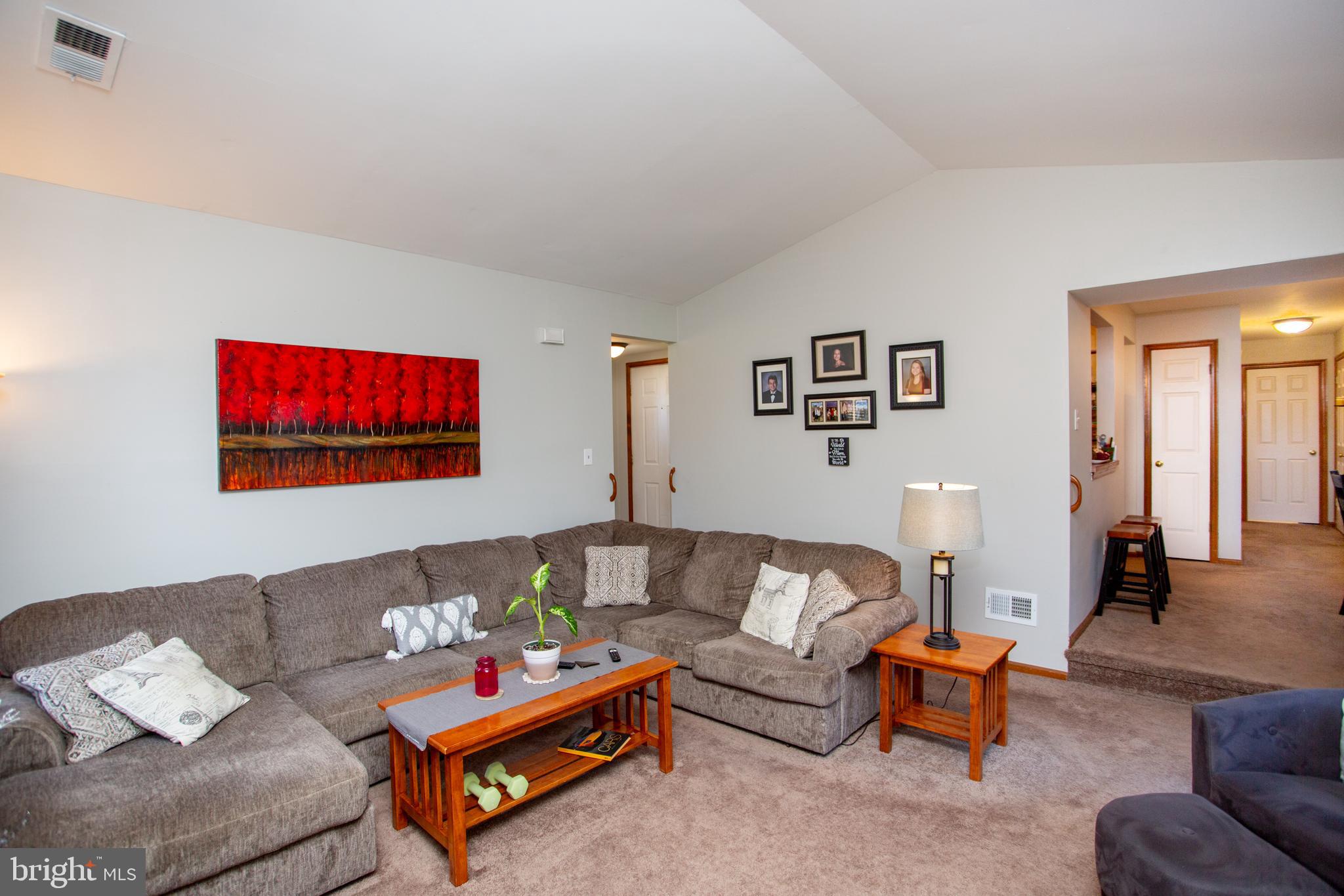 HAMPTON GREENS - Residential