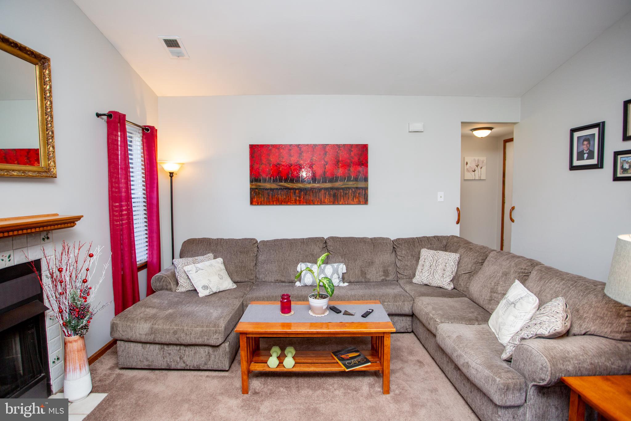 HAMPTON GREENS - Residential