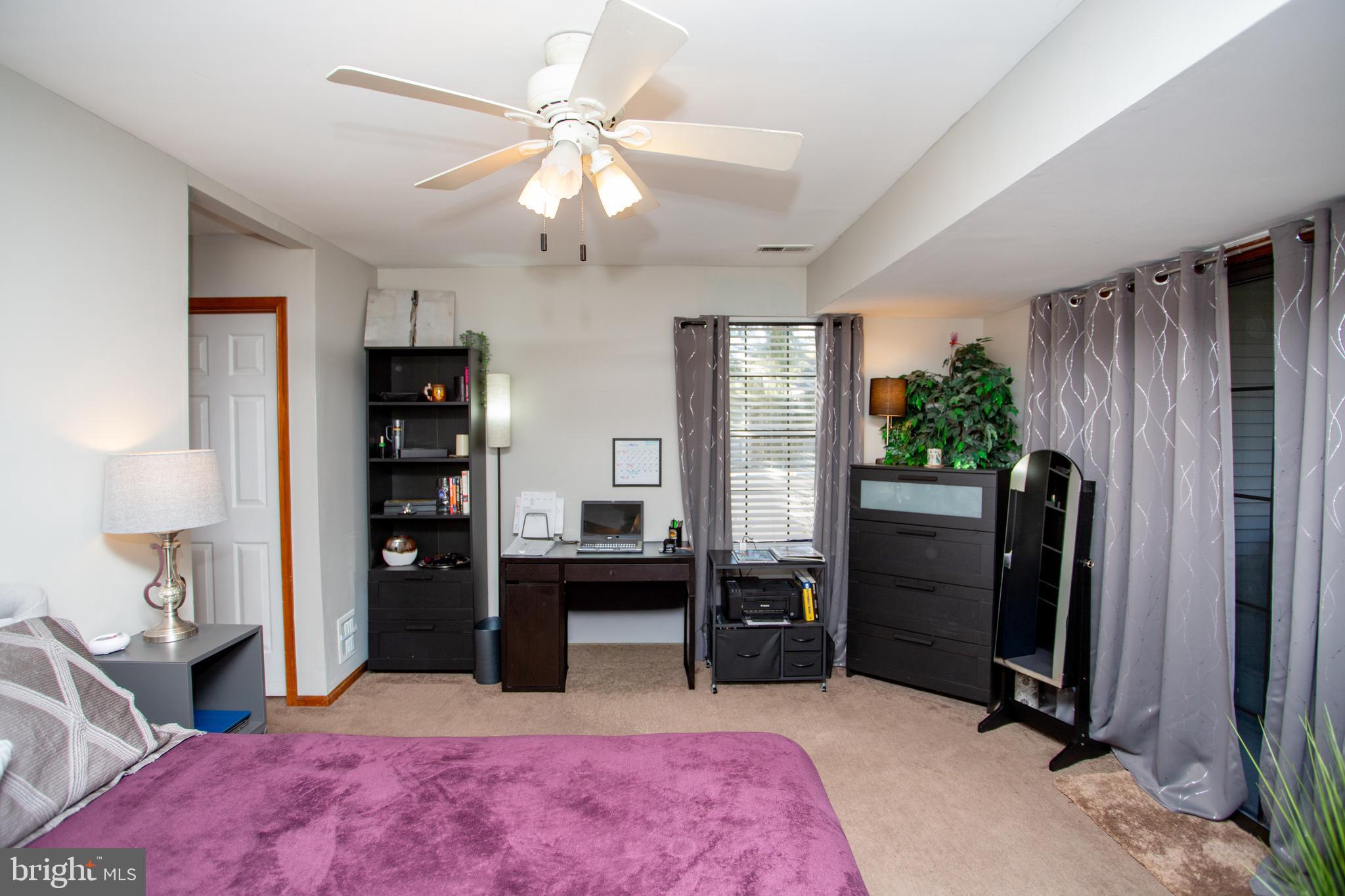 HAMPTON GREENS - Residential