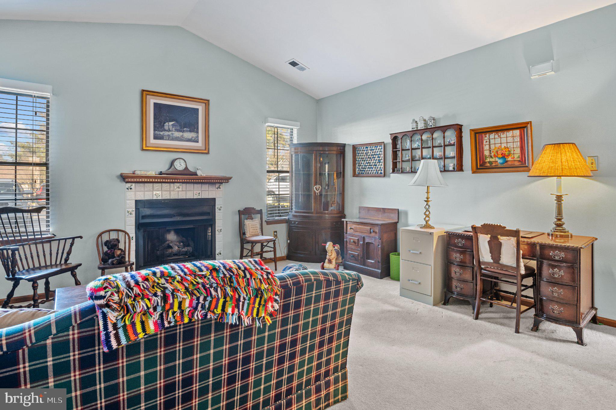 381 REDBUD COURT 381