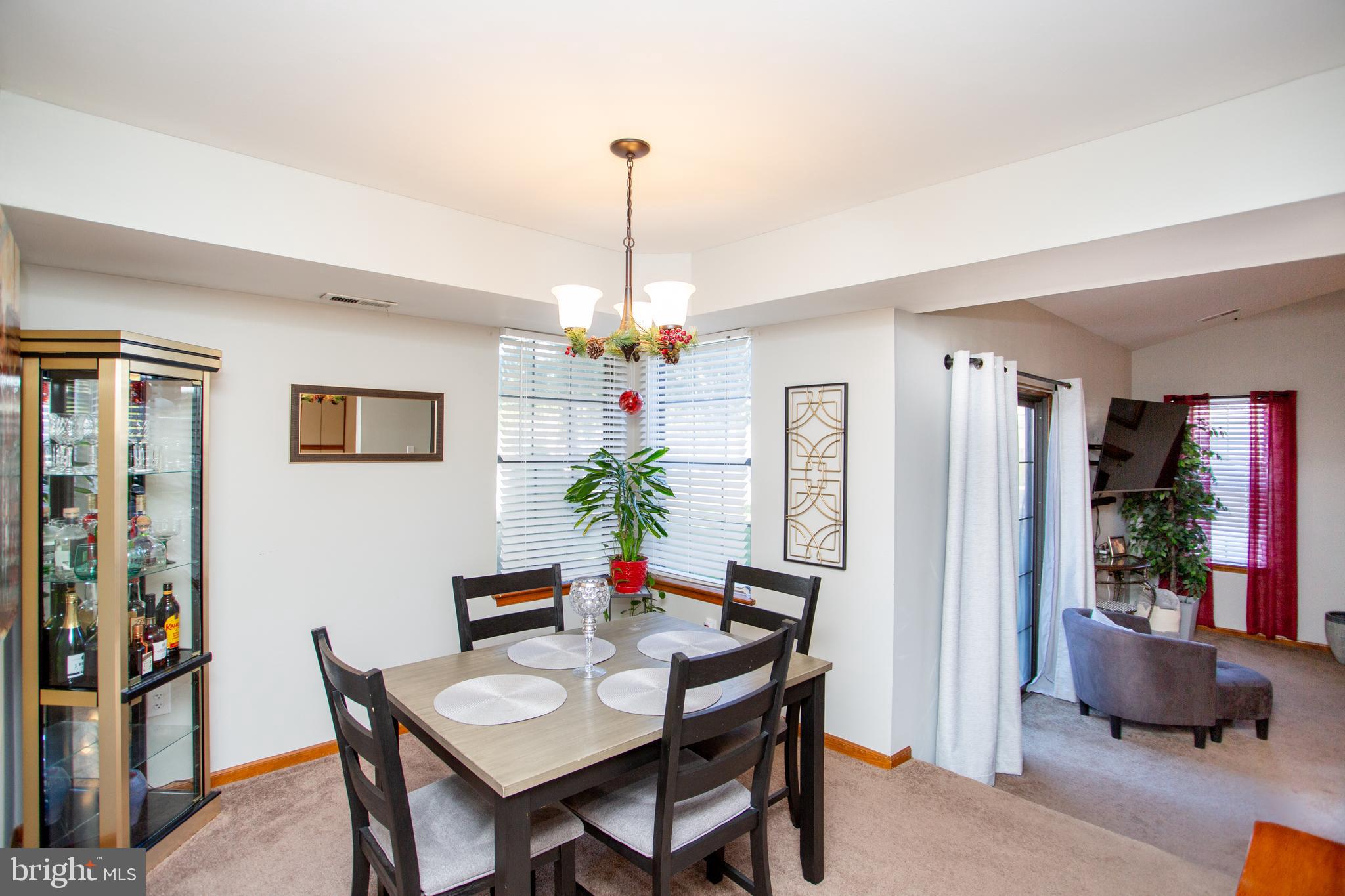 HAMPTON GREENS - Residential