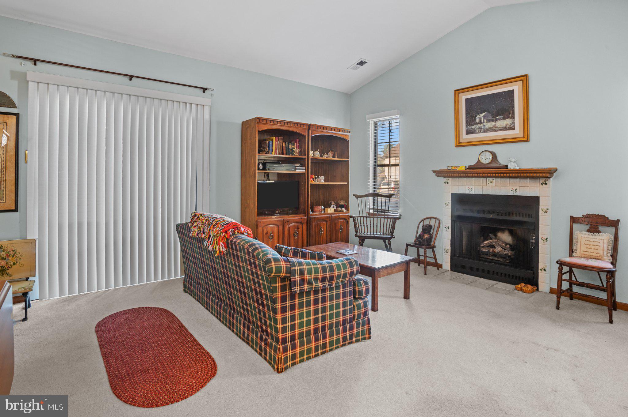 381 REDBUD COURT 381