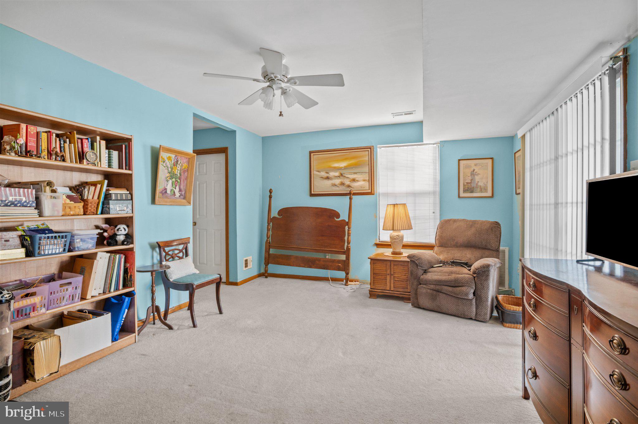 HAMPTON GREENS - Residential