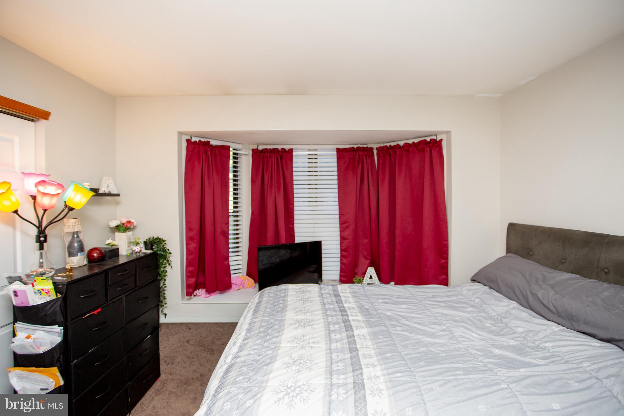 HAMPTON GREENS - Residential