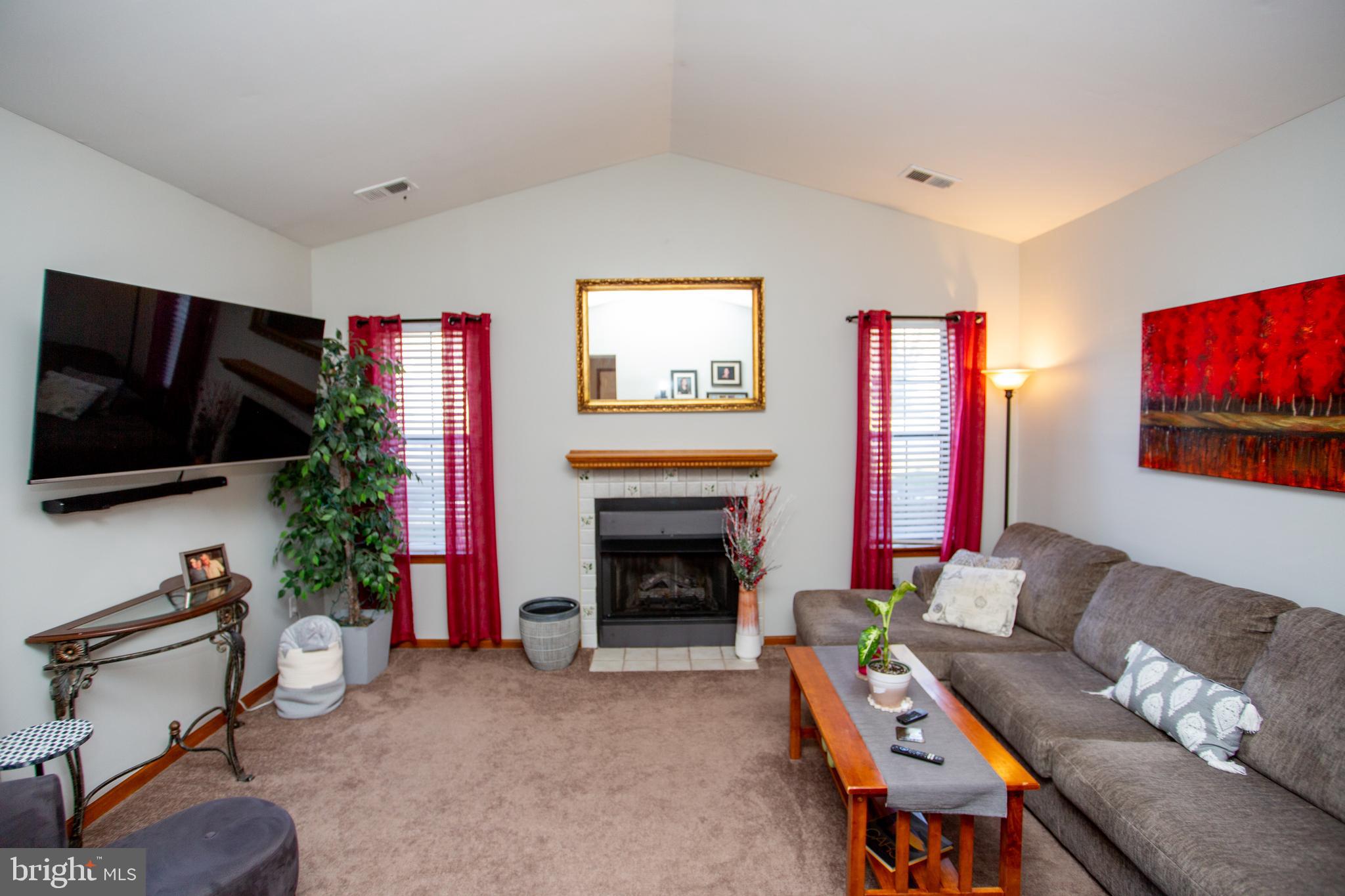 HAMPTON GREENS - Residential