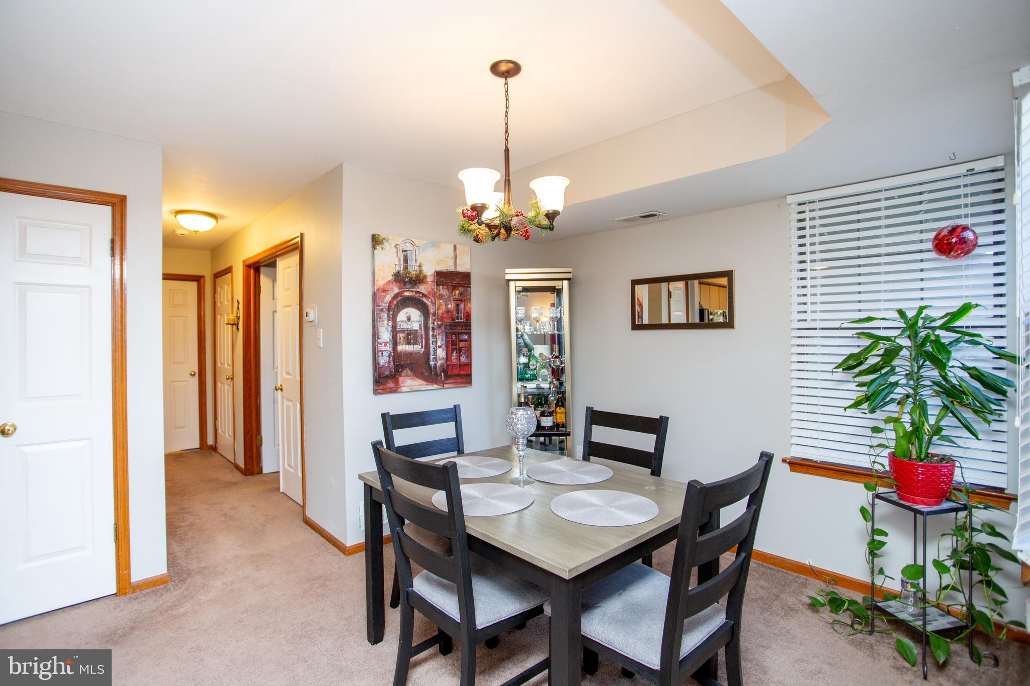 HAMPTON GREENS - Residential