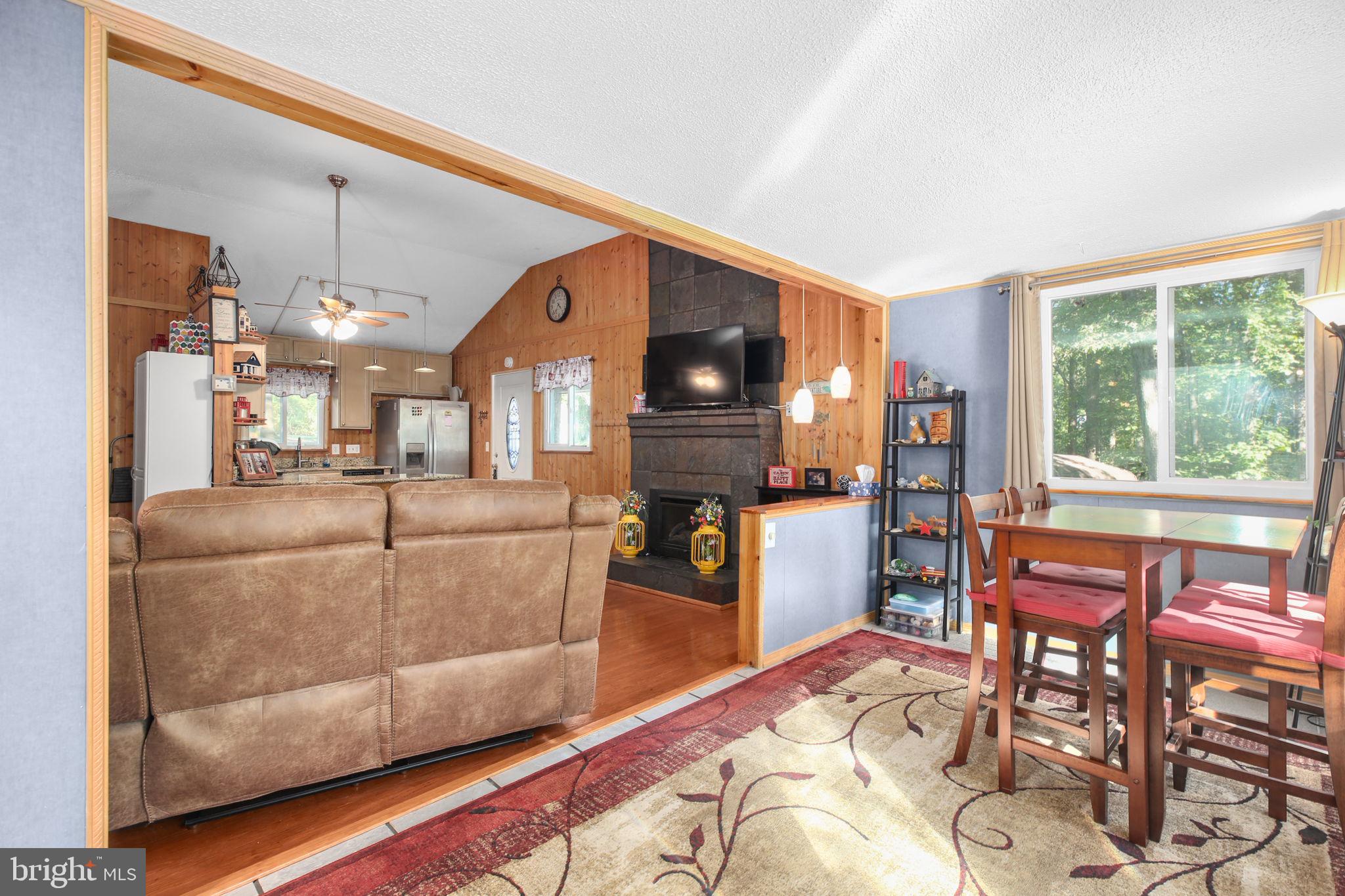 LAKE ARROWHEAD - Residential