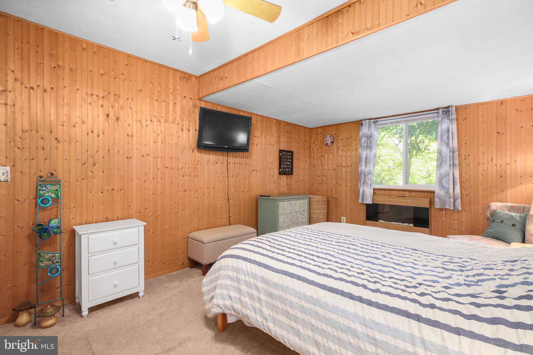 LAKE ARROWHEAD - Residential