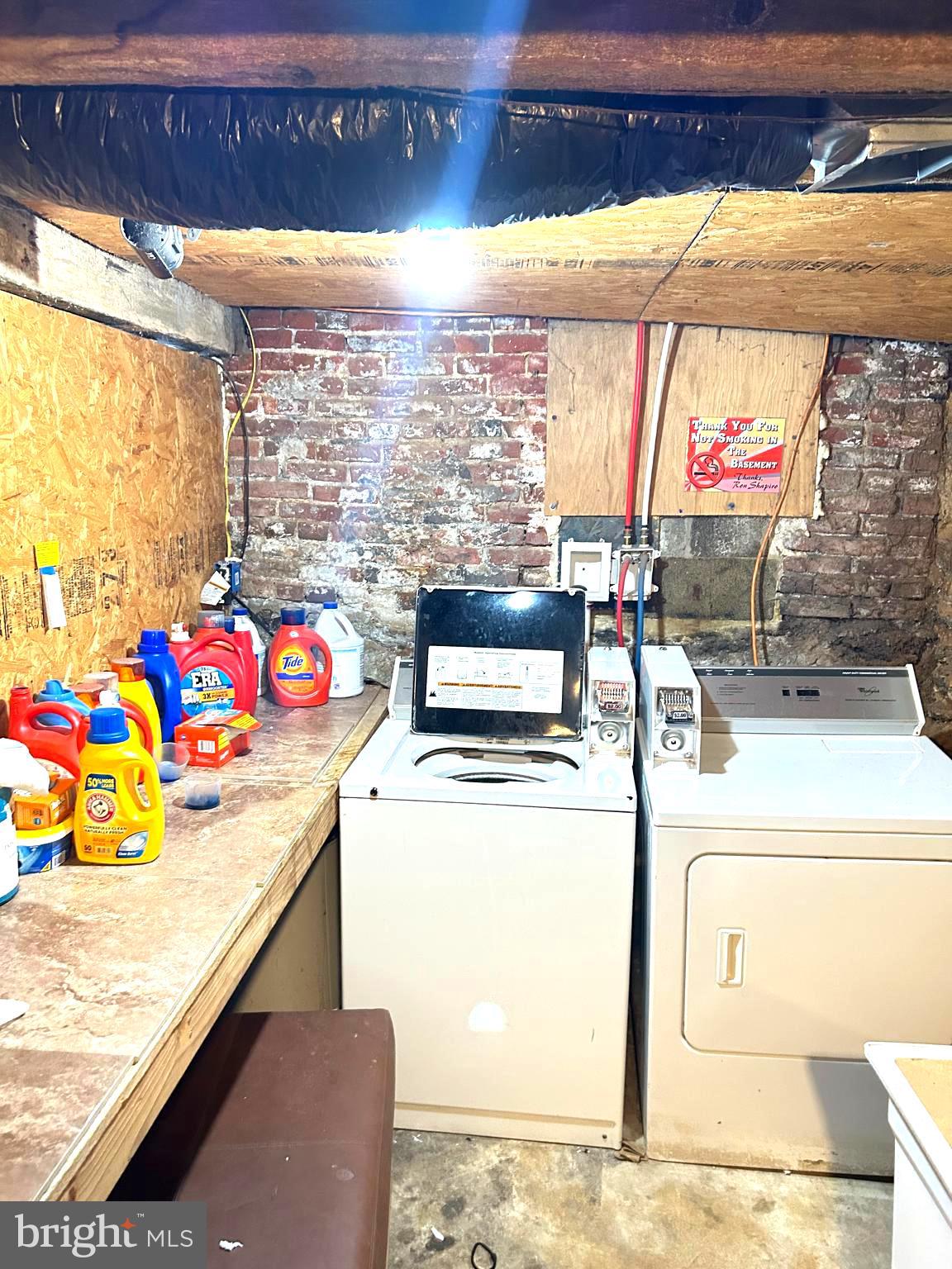 FRANCISVILLE - Residential Lease