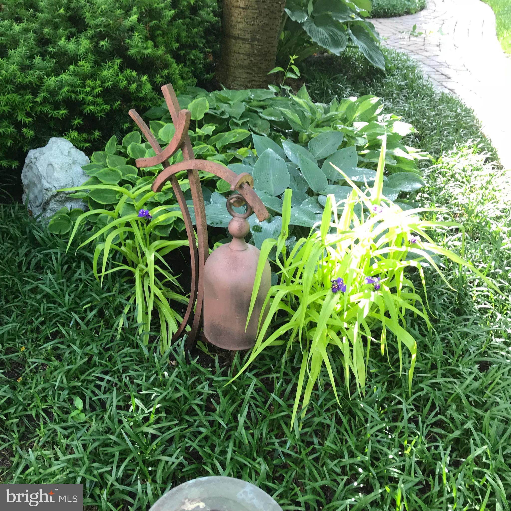 SOUTH RIVER COLONY - Residential