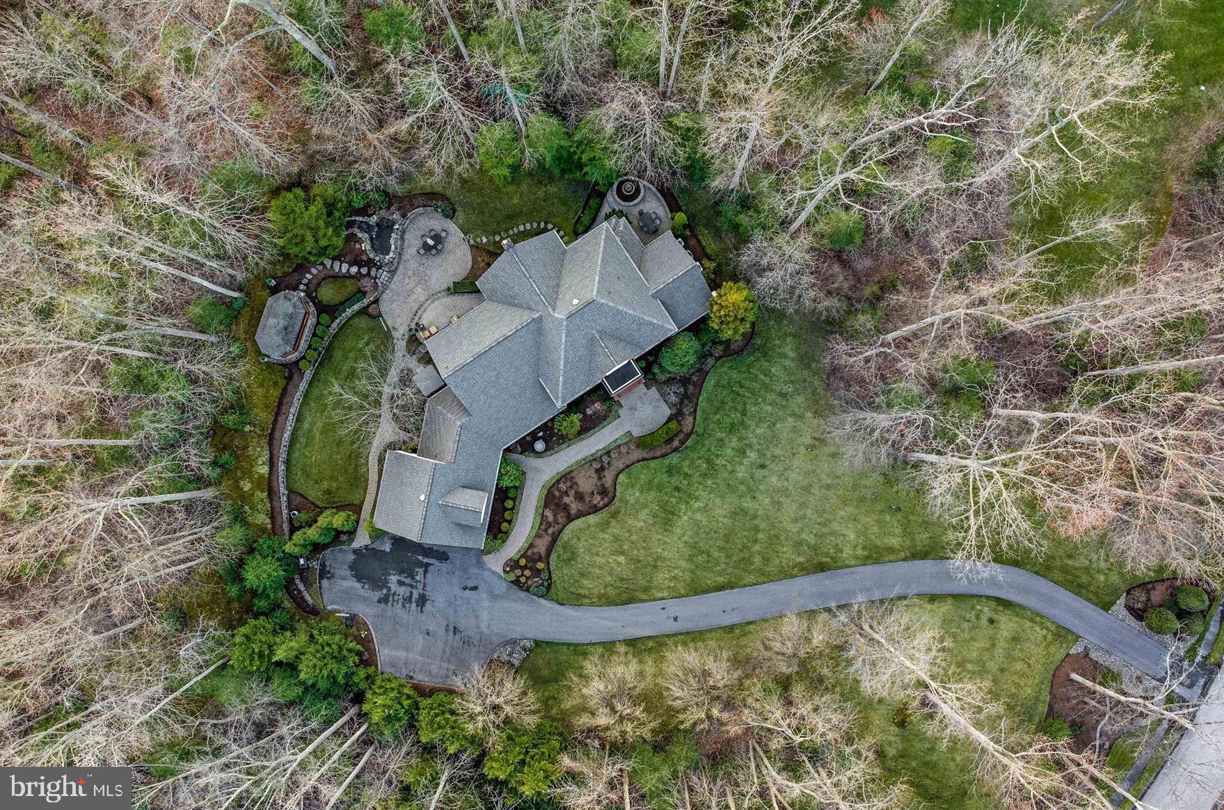 SOUTH RIVER COLONY - Residential