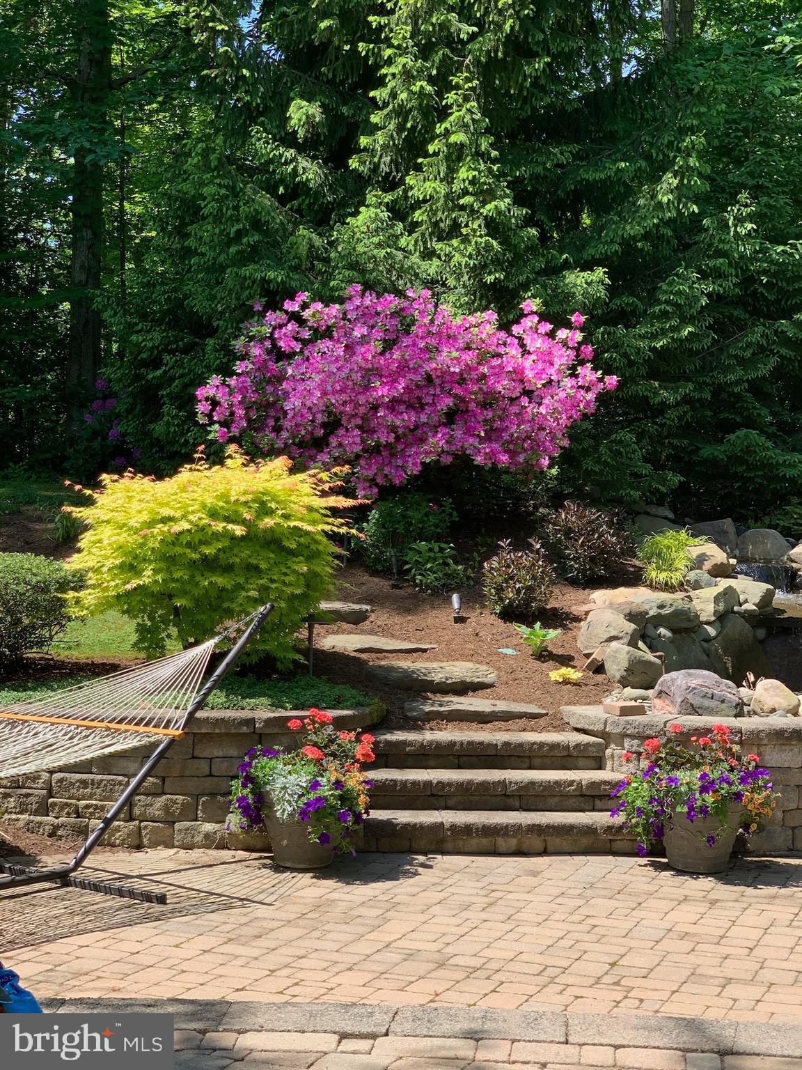 SOUTH RIVER COLONY - Residential