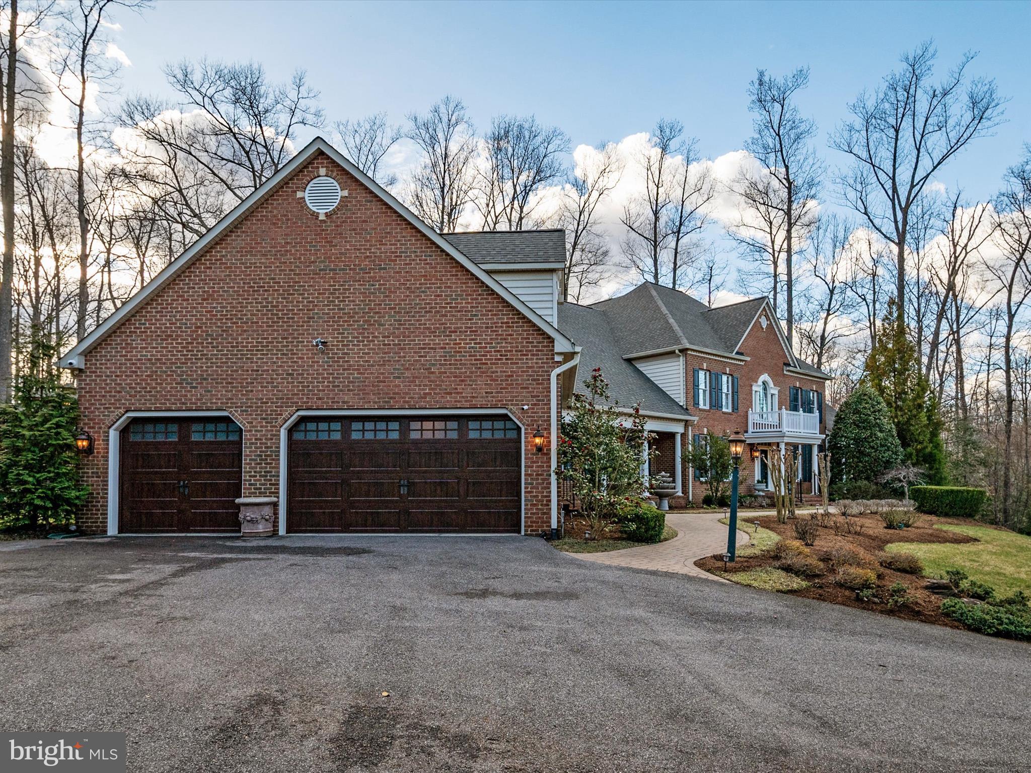 SOUTH RIVER COLONY - Residential