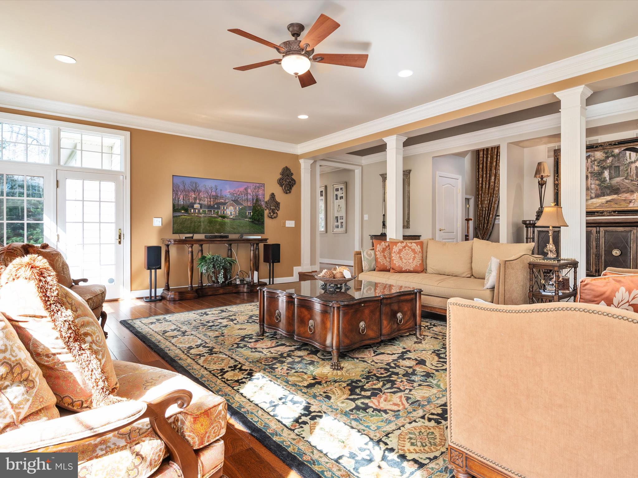 SOUTH RIVER COLONY - Residential