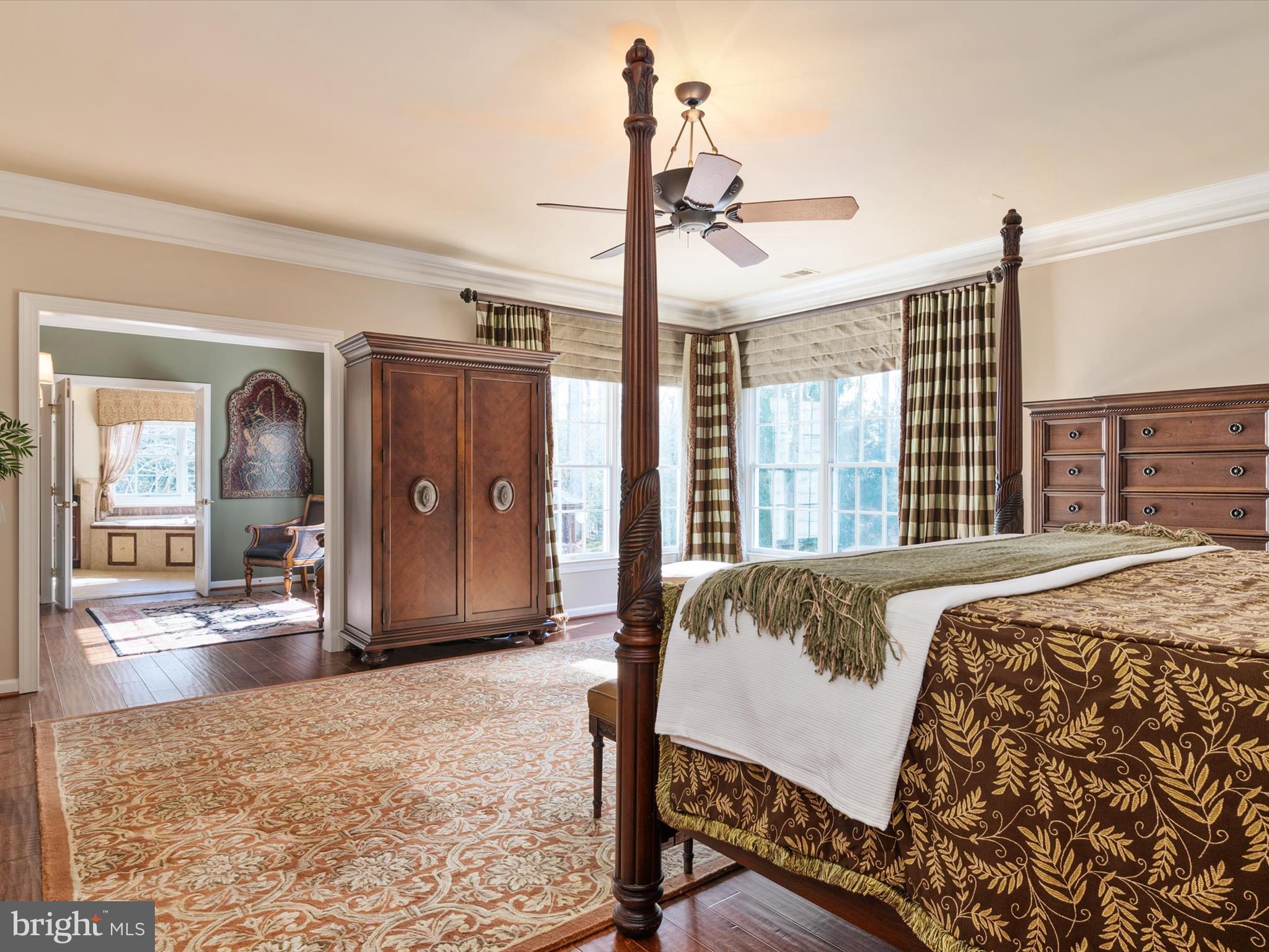 SOUTH RIVER COLONY - Residential