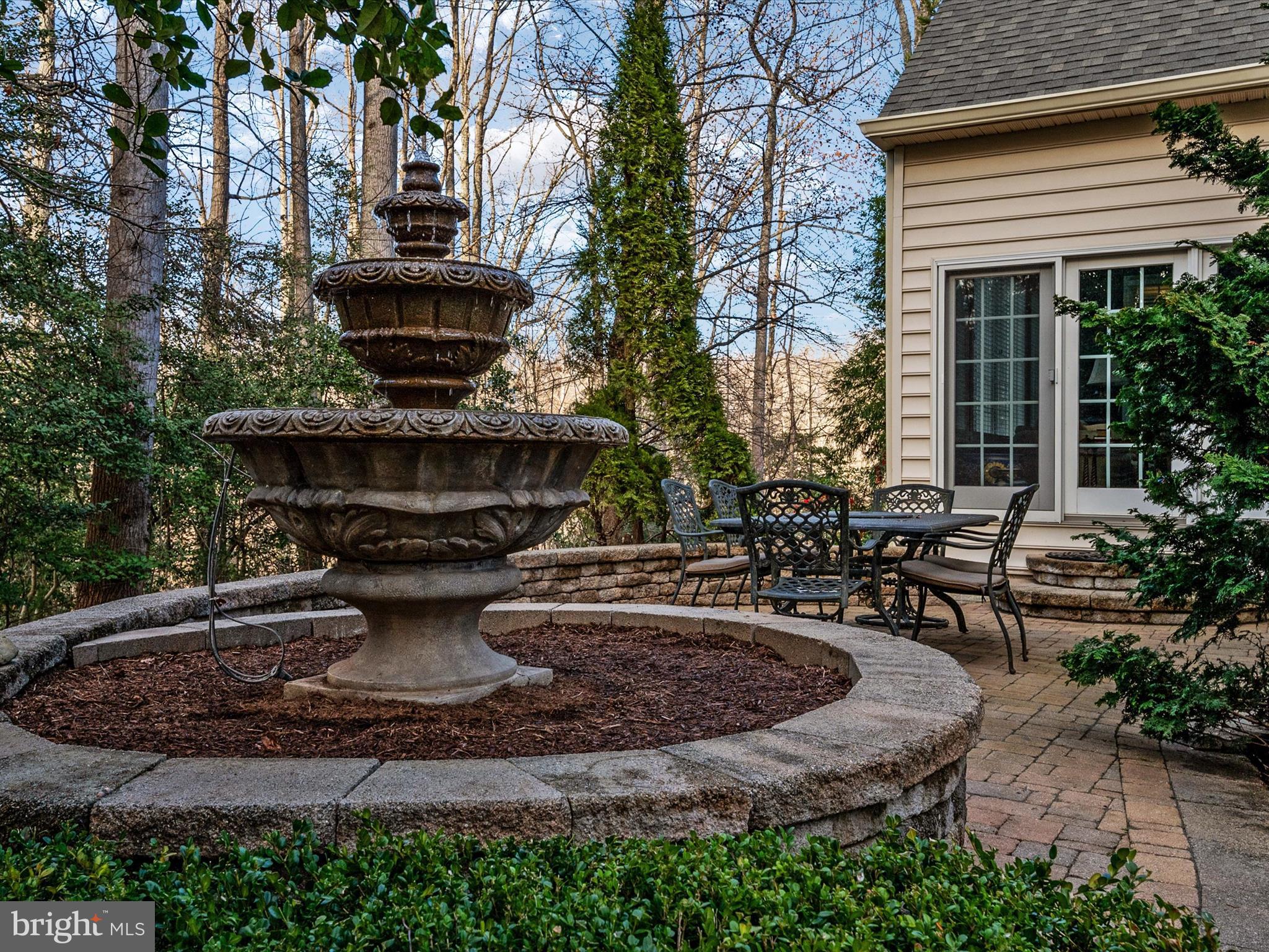 SOUTH RIVER COLONY - Residential