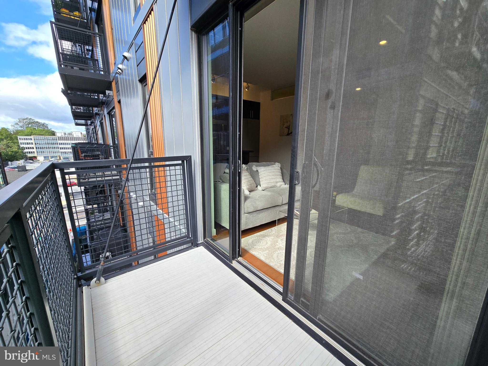 DOWNTOWN SILVER SPRING - Residential Lease