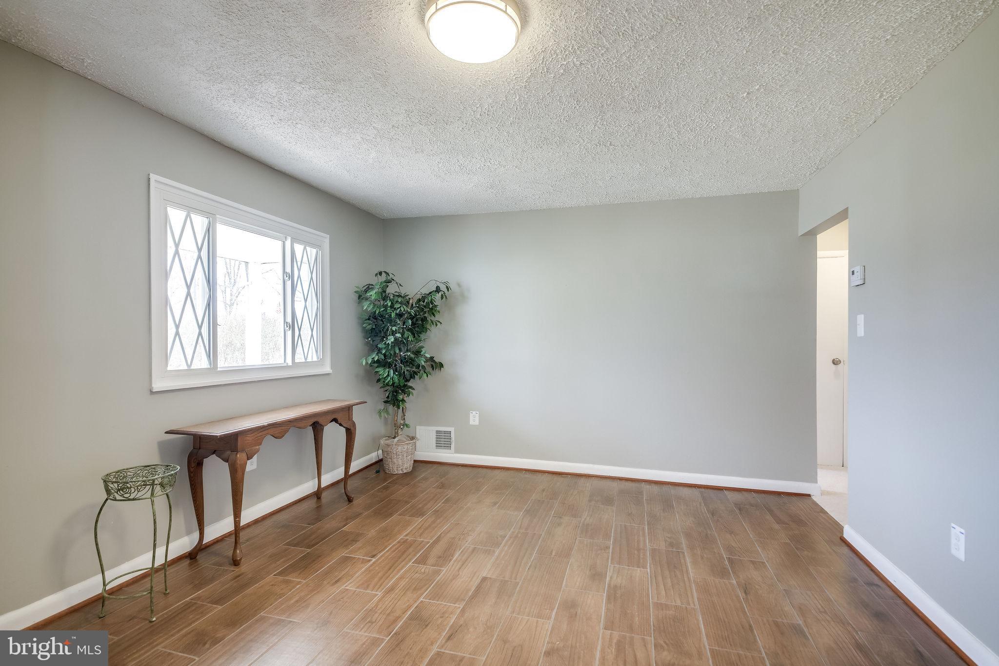 MANASSAS PARK - Residential