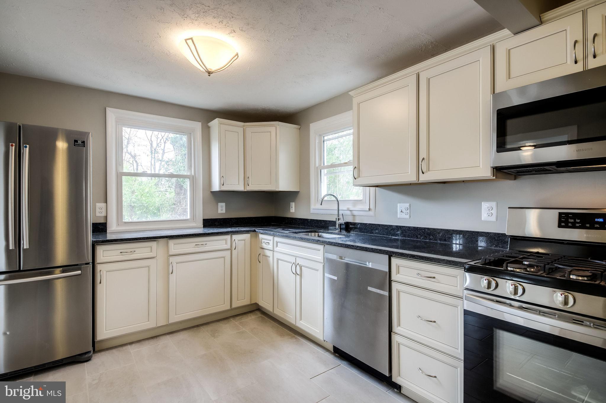 MANASSAS PARK - Residential